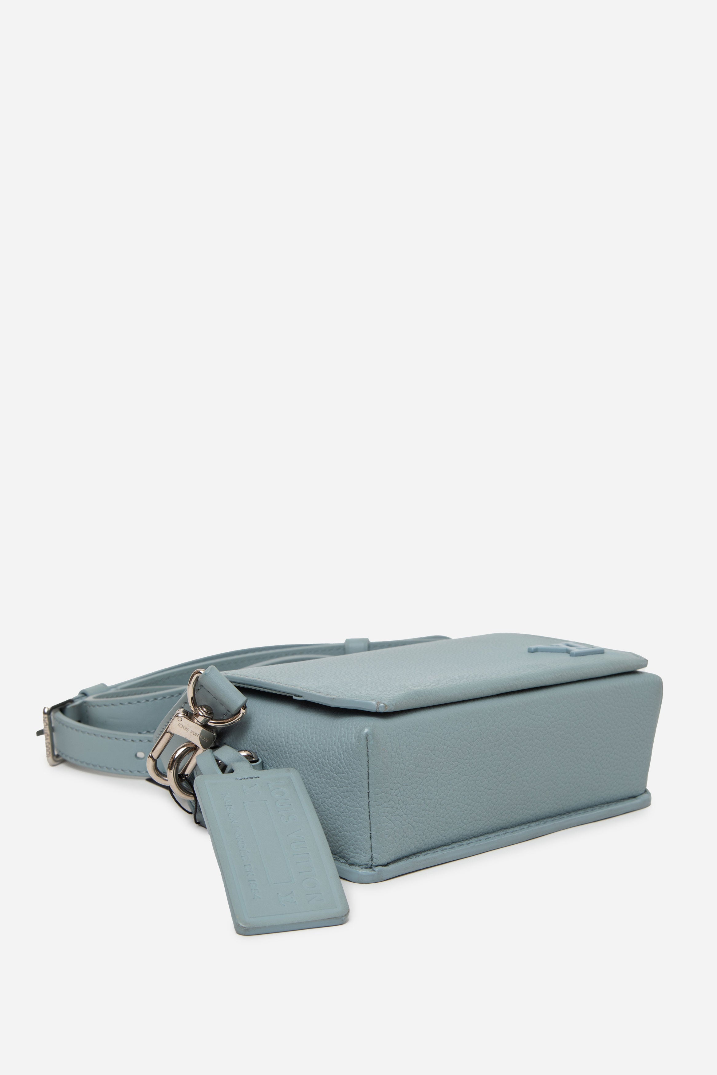 Louis Vuitton Fastline Wearable Wallet Blue Calfskin