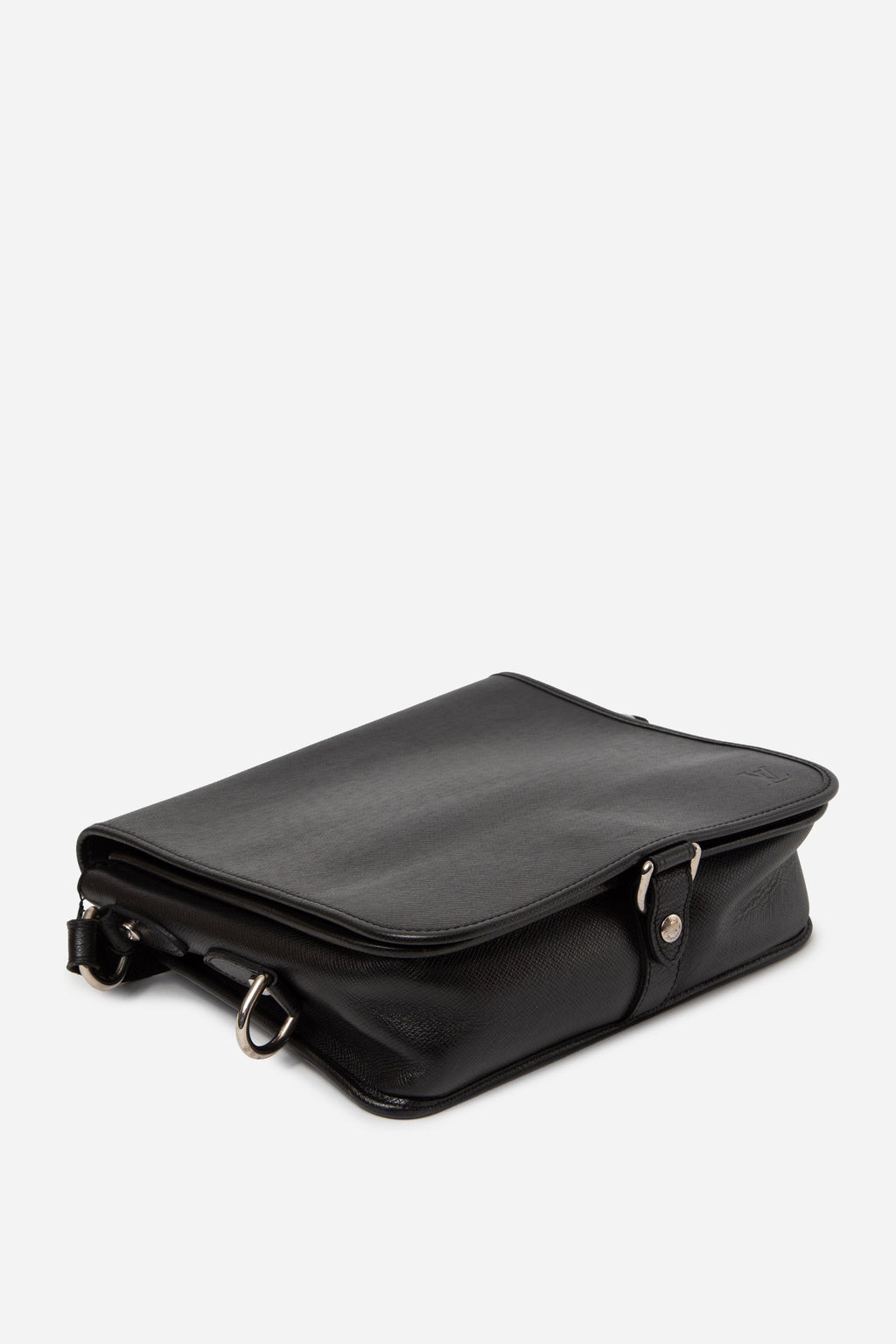 Louis Vuitton 2007 Black Taiga Andrei Messenger Bag