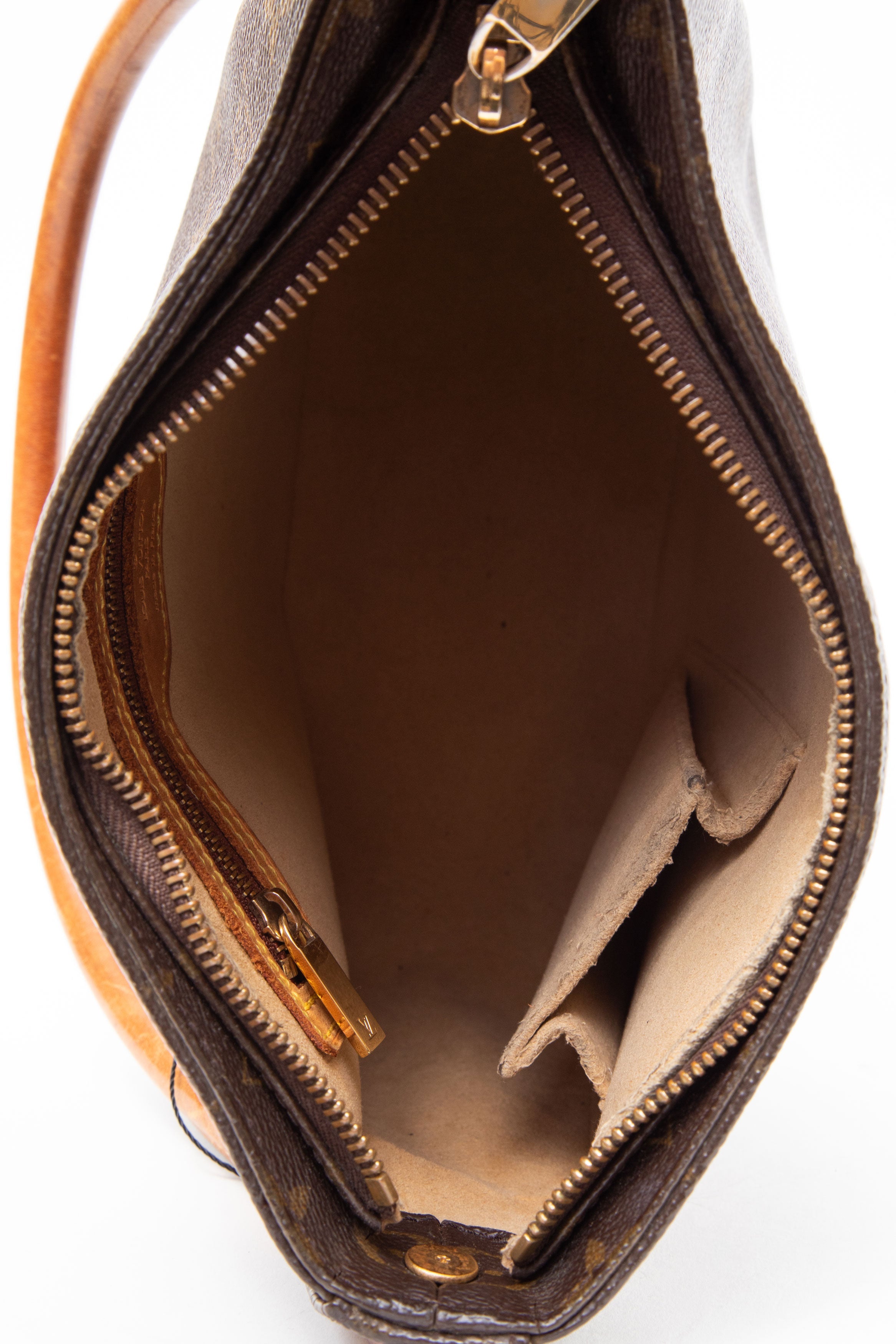 Louis Vuitton 2001 Monogram Looping MM Shoulder Bag