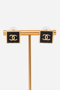 Pre-Owned Chanel 23S Square Black Earrings