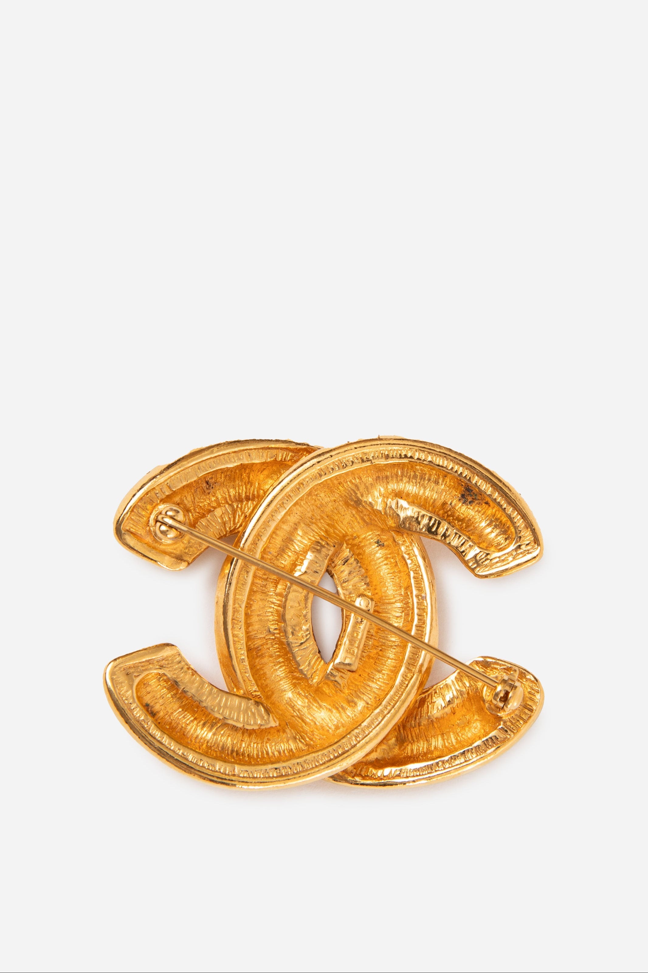 Pre-owned CHANEL 80's Quilted CC Brooch M