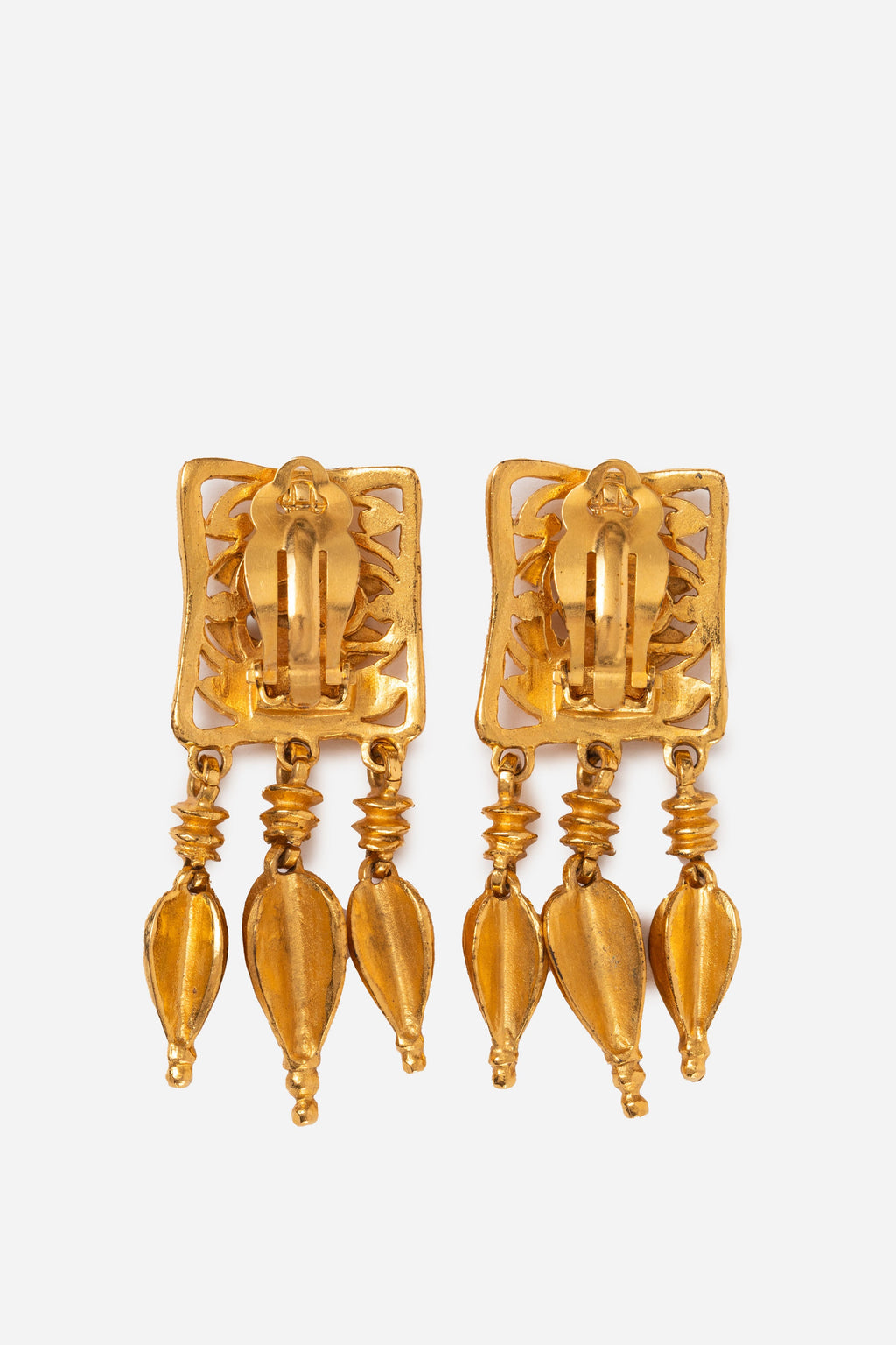 Pre-owned Chanel 1995 Dangle Hoop CC Earrings Clip-On