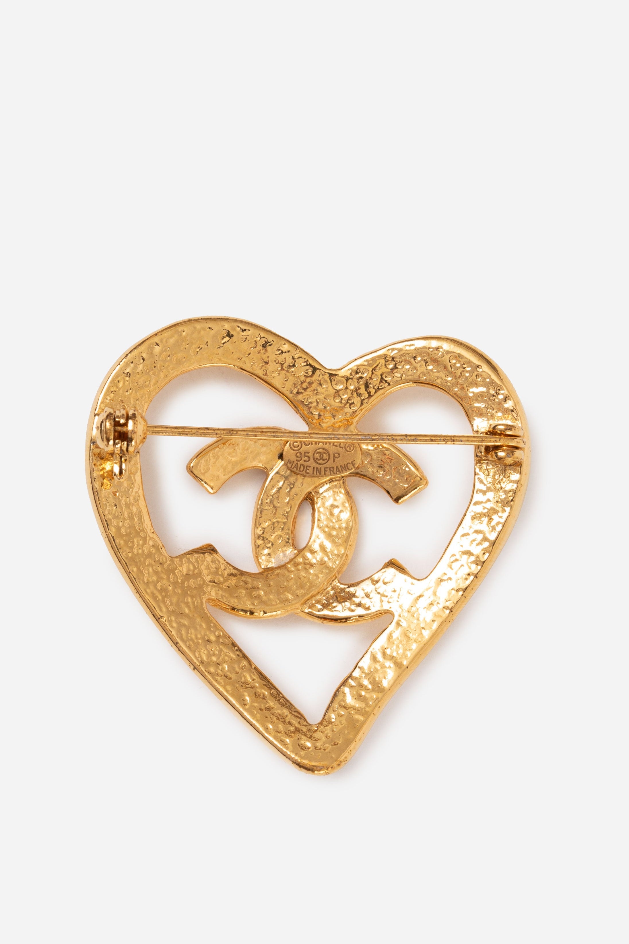 Pre-Owned CHANEL 1995 CC Logo Heart Brooch