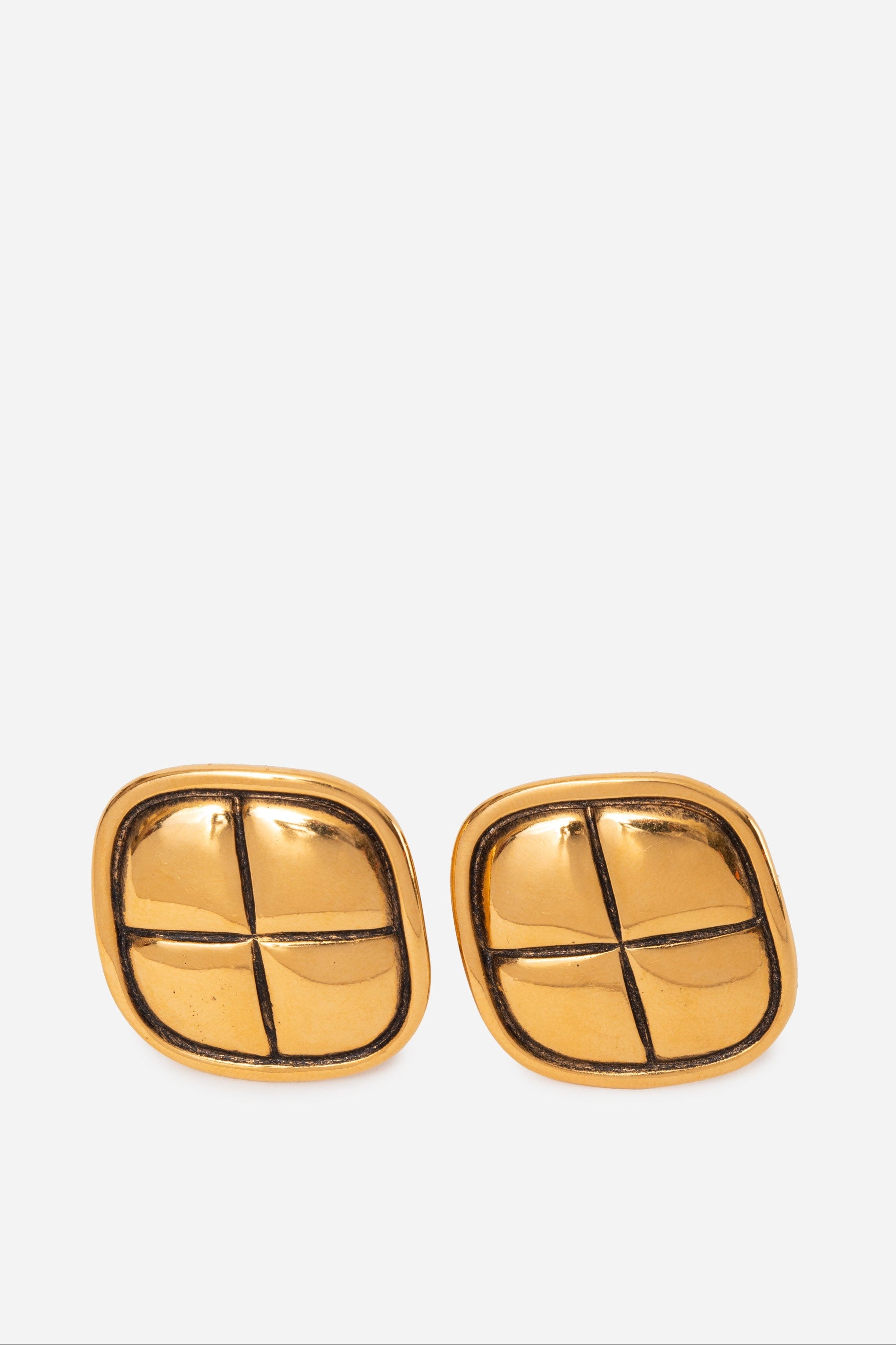 Pre-owned Chanel Vintage Rhombus Earrings Clip-On