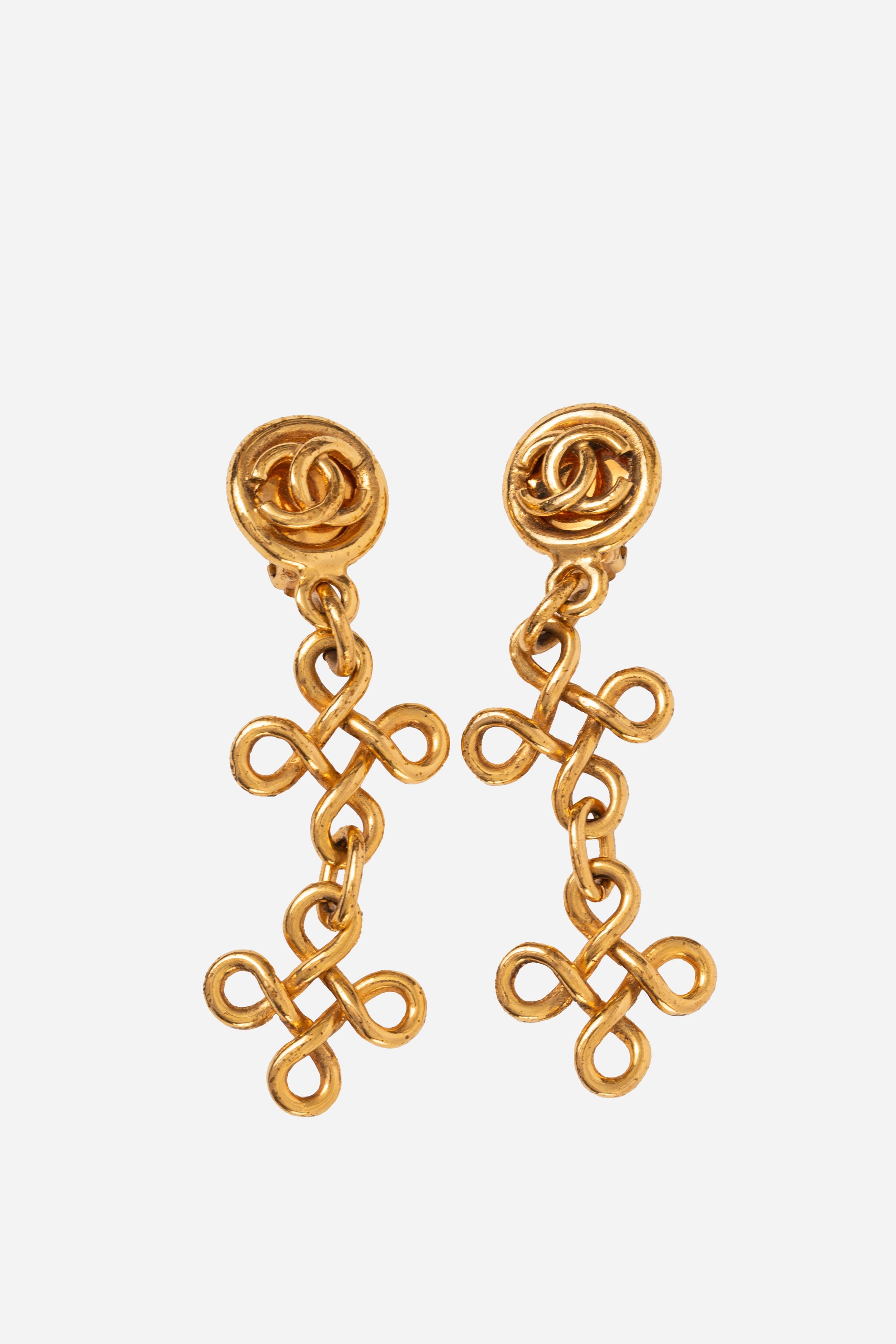 Pre-Owned CHANEL 1993 Dangle Earrings Gold Clip-On