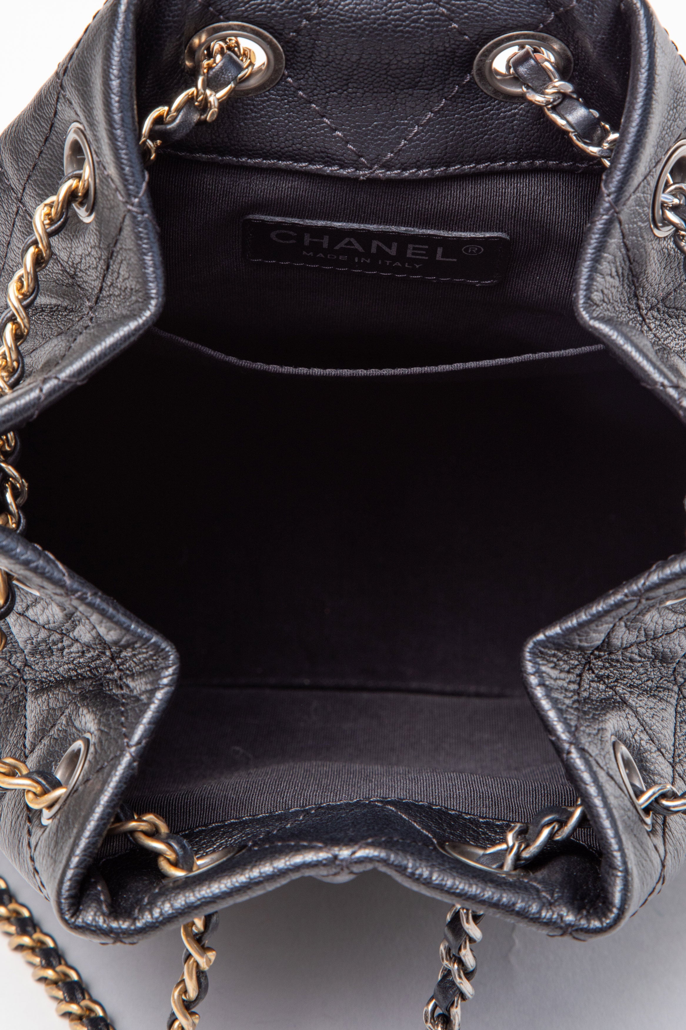 Pre-Owned Chanel 2019 Black Calfskin Quilted Small Gabrielle Backpack