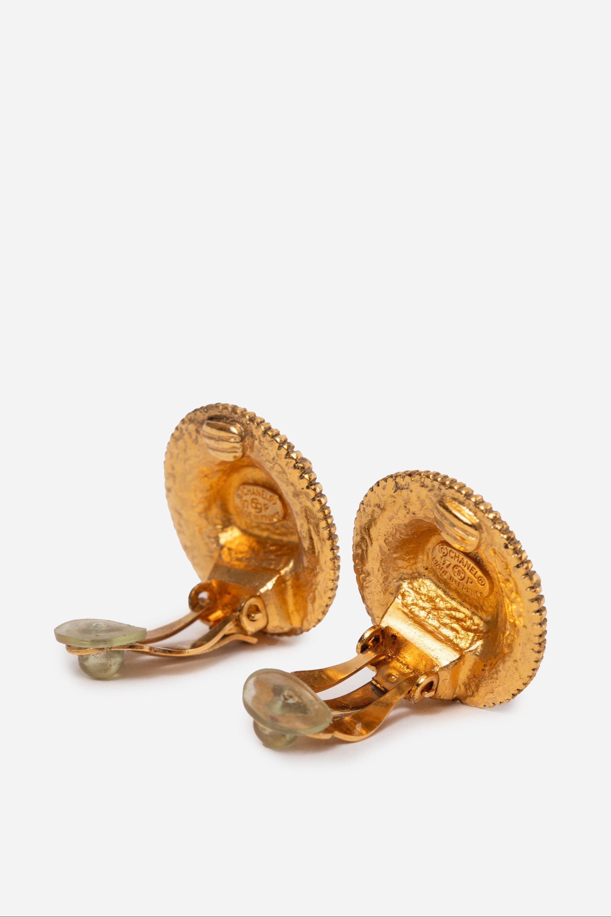 Pre-Owned Chanel CC Logo Clip-on Earrings