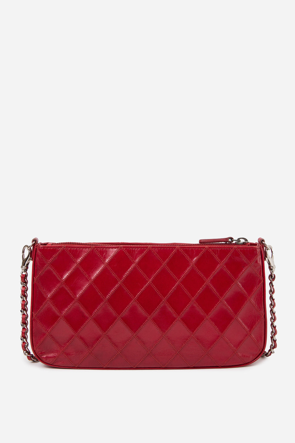 Pre-Owned Chanel 2010 Red Quilted Pochette Chain Shoulder Bag
