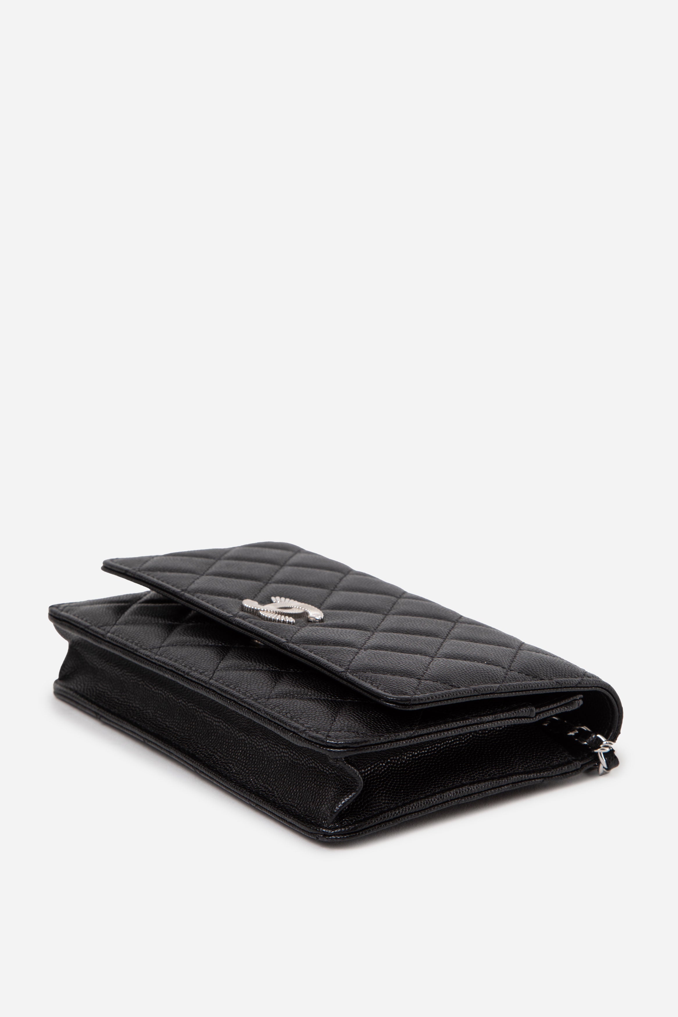 Pre-Owned Chanel 25C Black Caviar Wallet On Chain