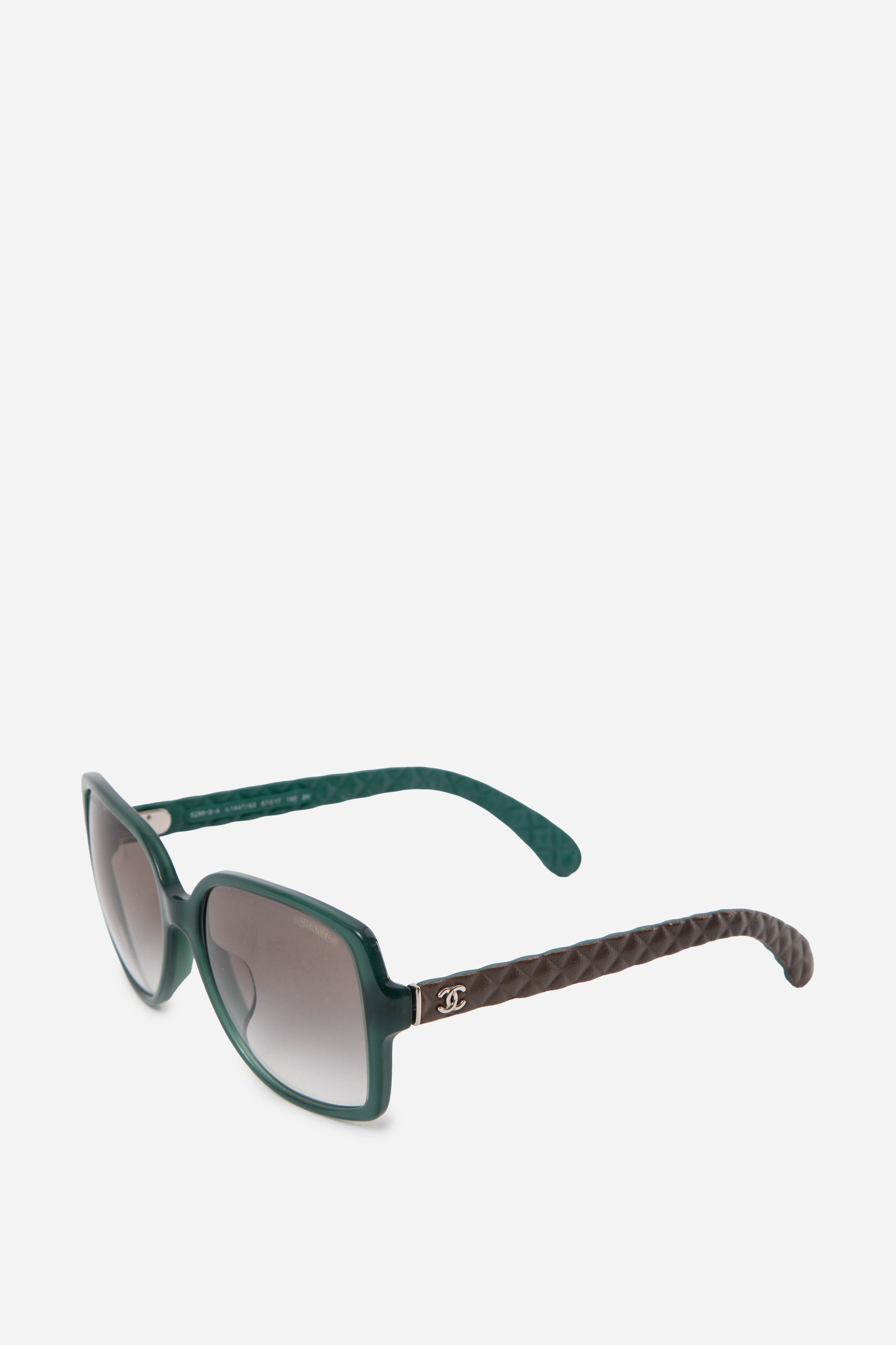 Pre-Owned Chanel Green/Grey Square Sunglasses