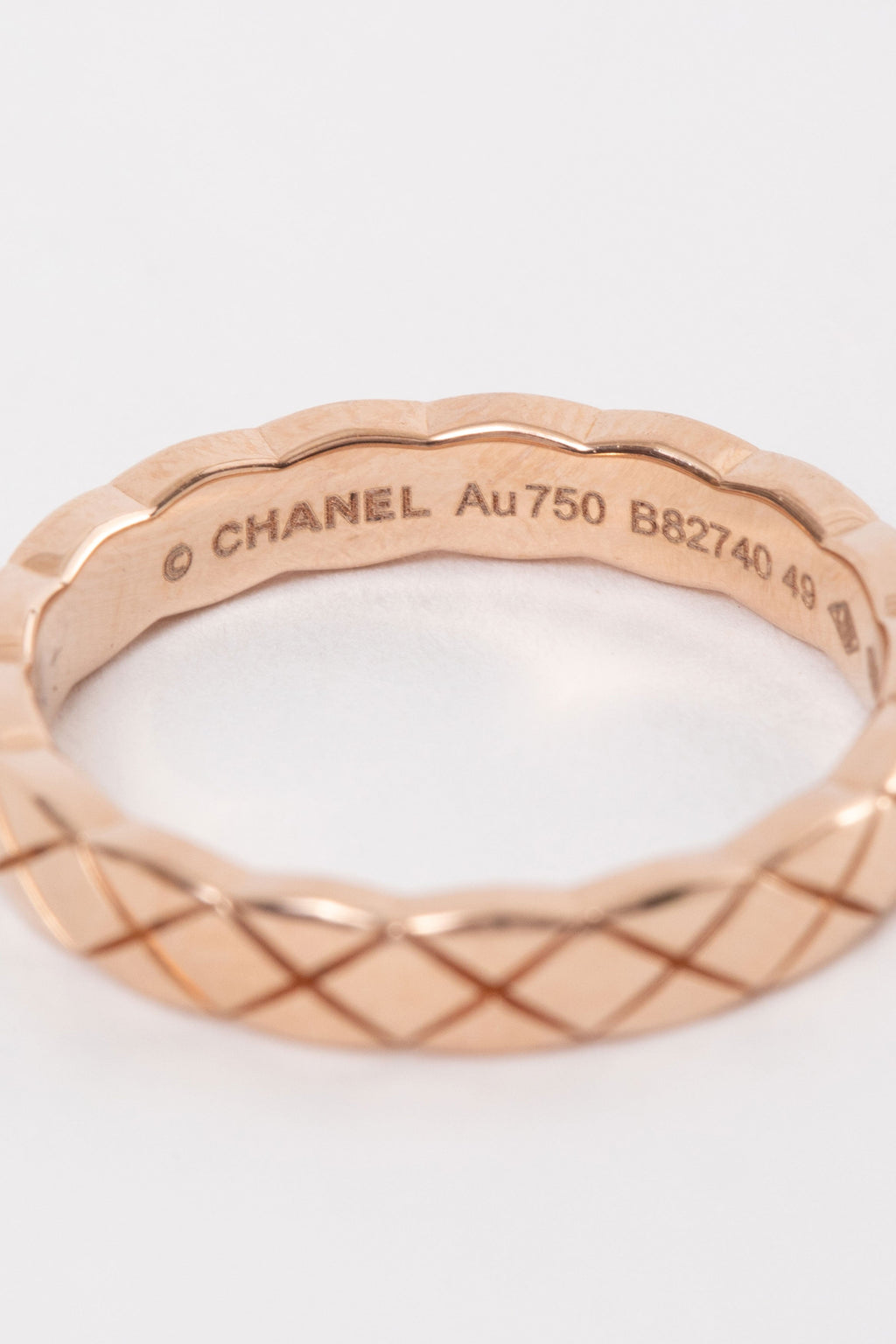 Pre-Owned Chanel 18K Mini Quilted Coco Crush Ring #49