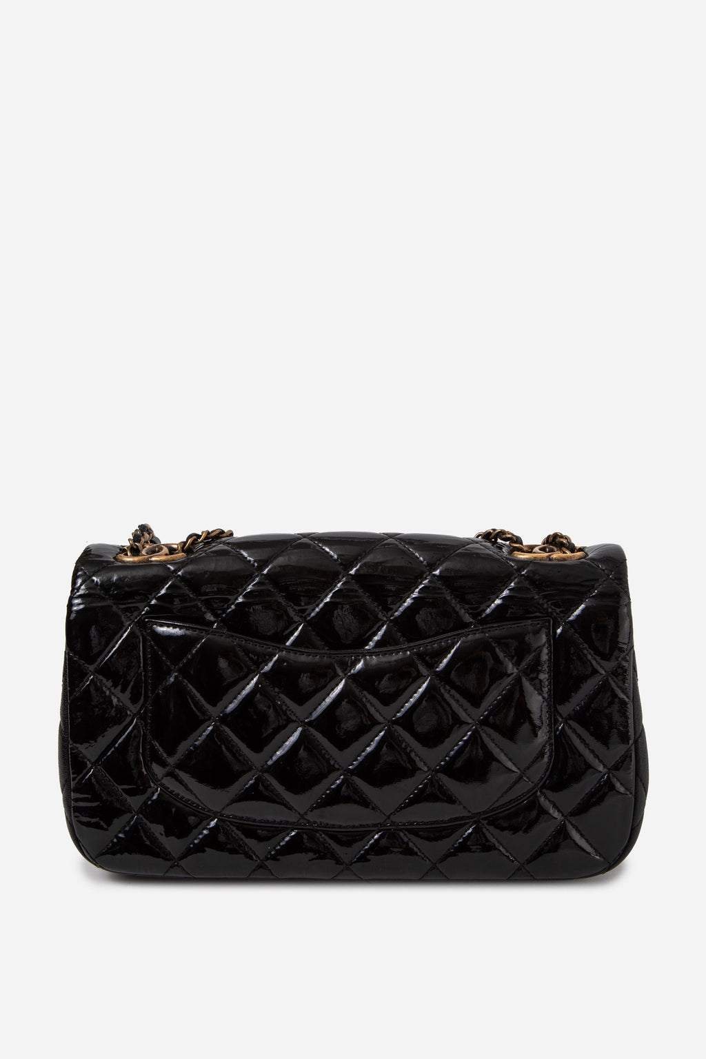 Pre-Owned Chanel 2015-2016 Patent/Calfskin Flap Bag Black