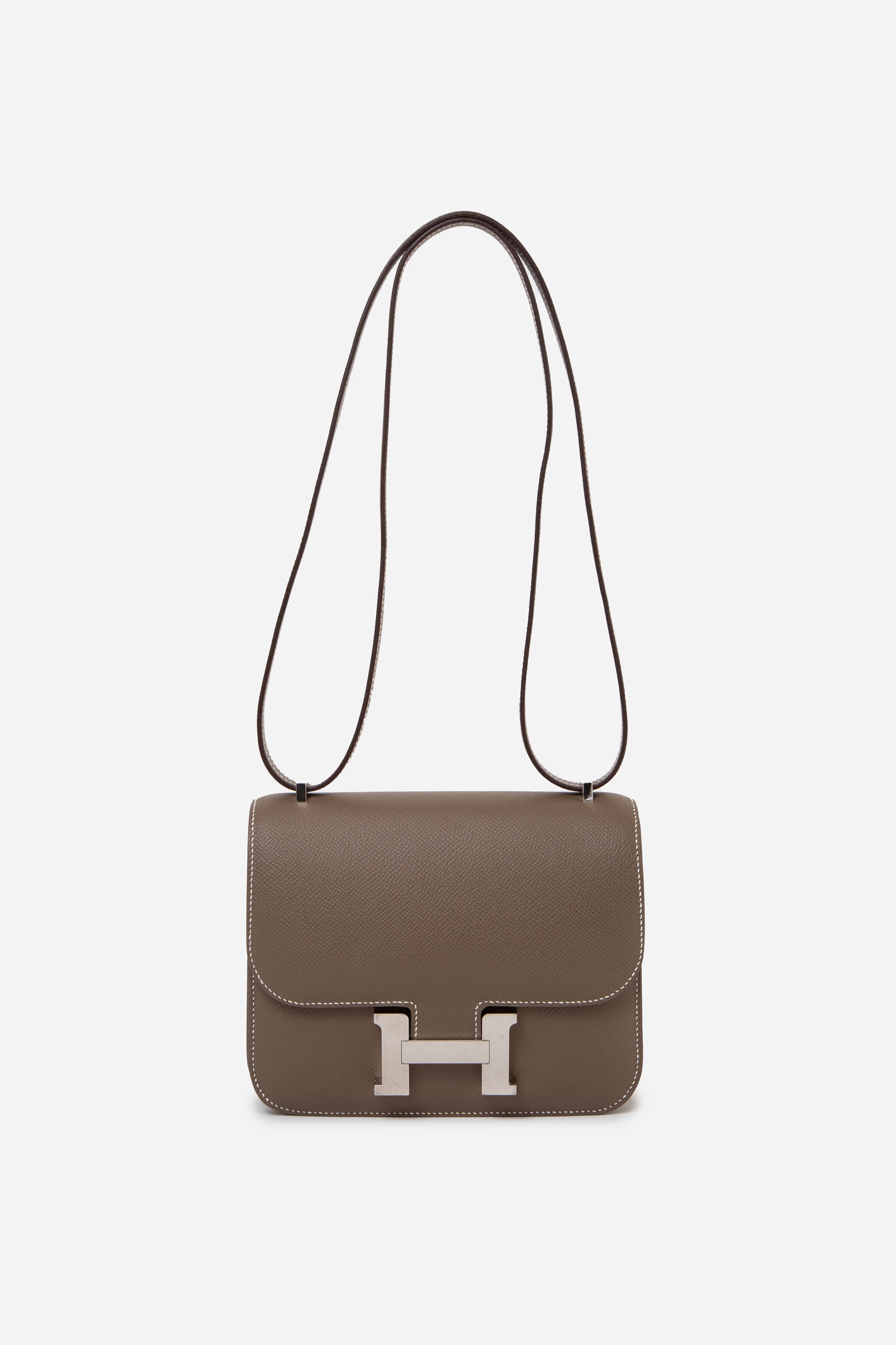Hermès 2023 Etoupe Epsom Leather Constance 18 PHW