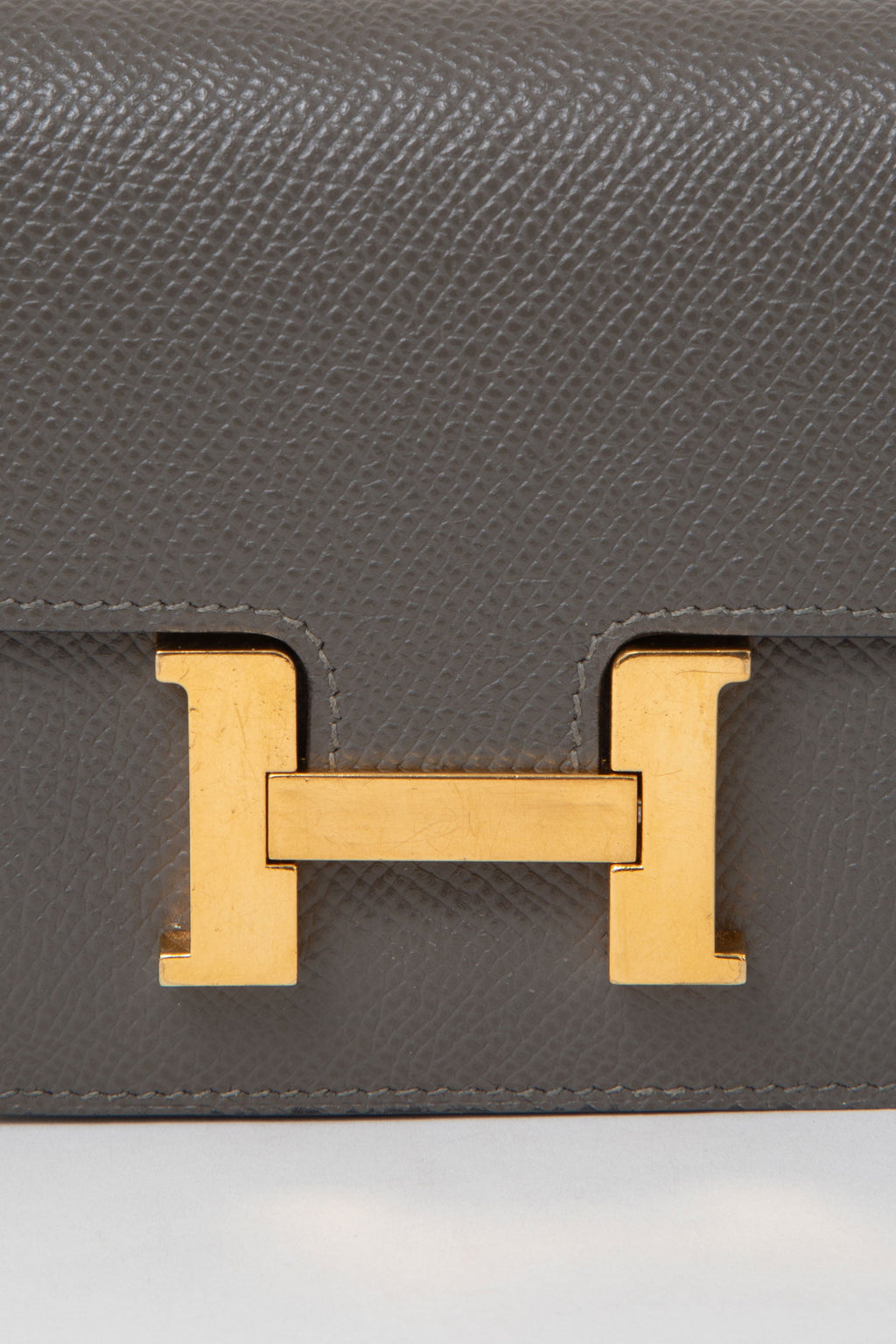 Hermès 2022 Etain Epsom Leather Constance Slim Wallet