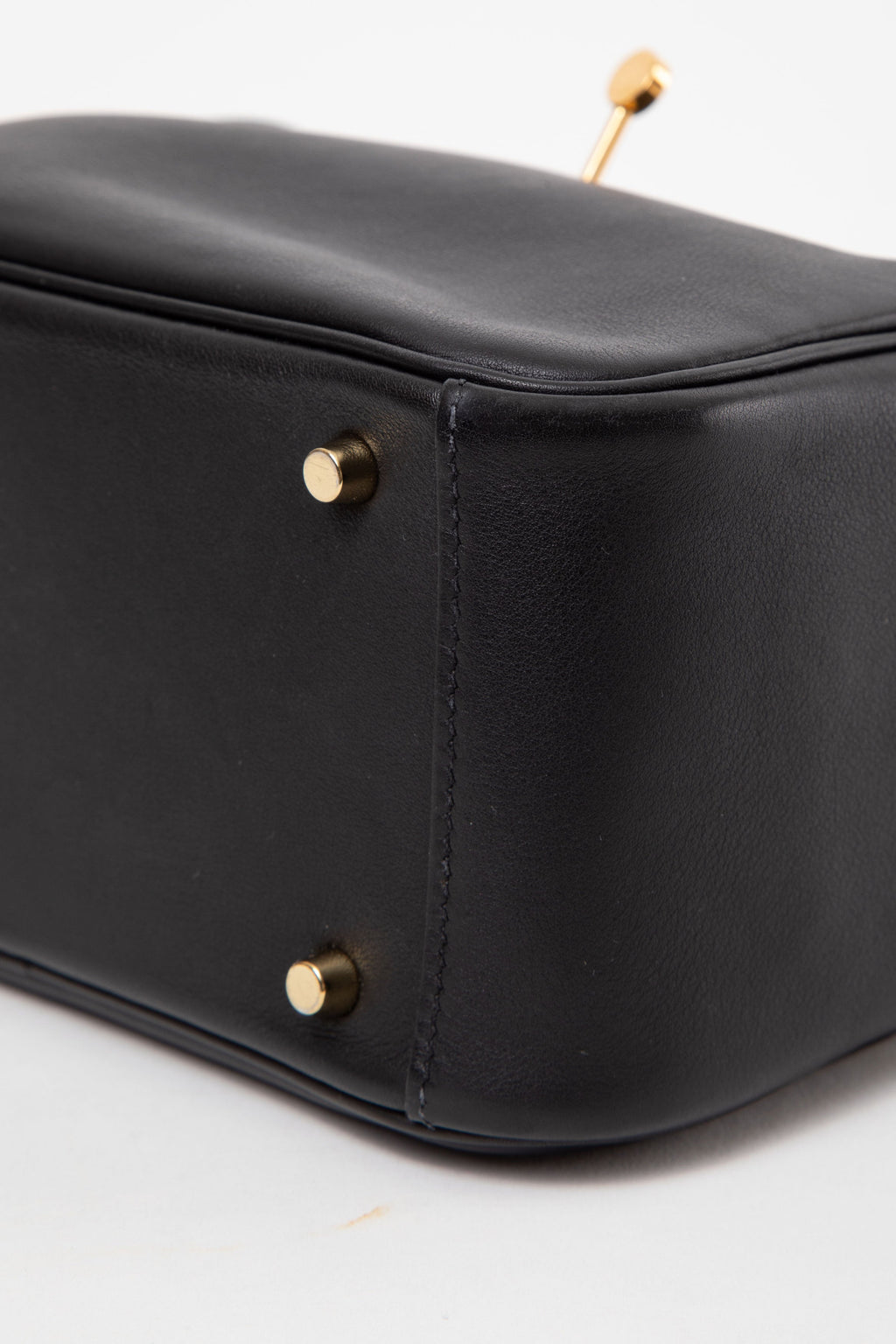 Hermes 2022 Black Swift Matte Alligator Touch Mini Lindy 20