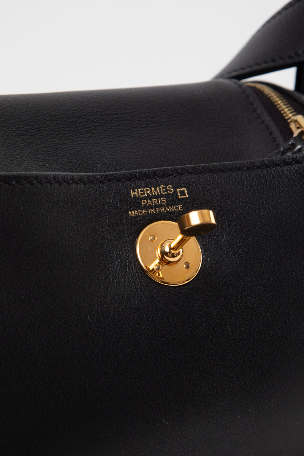 Hermes 2022 Black Swift Matte Alligator Touch Mini Lindy 20
