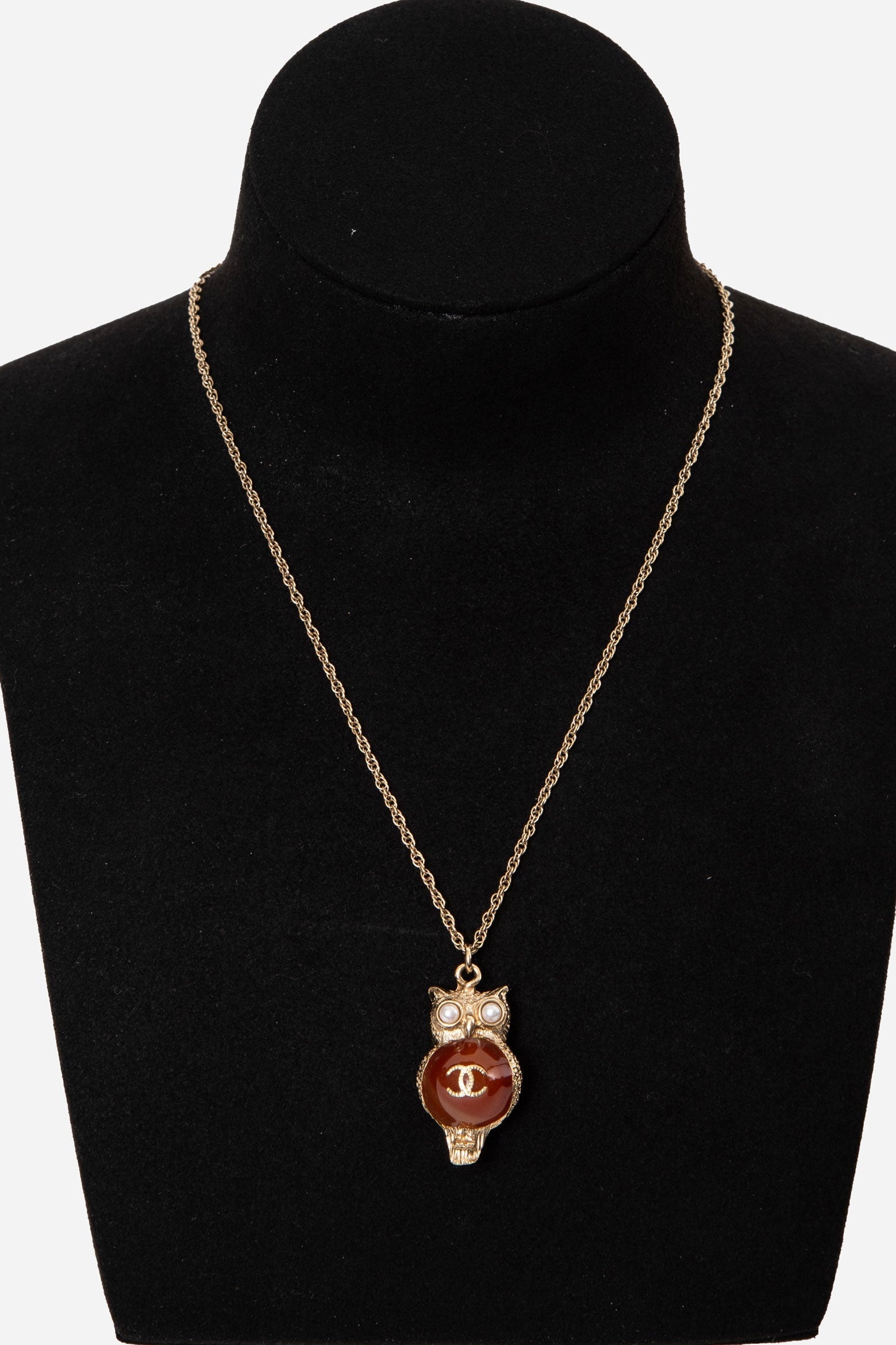Pre-Owned Chanel 2018 Owl Pendant Necklace
