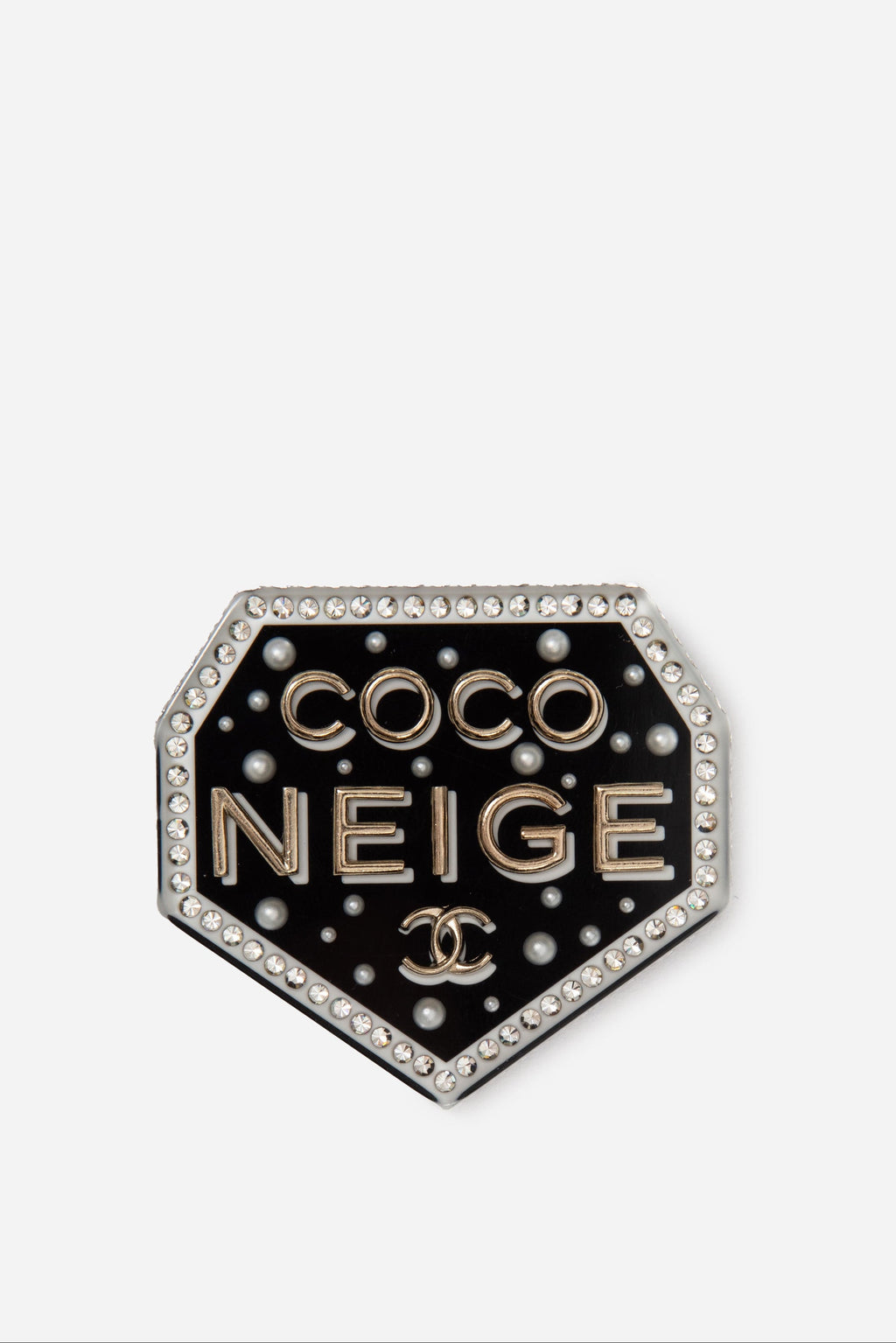 Pre-Owned Chanel 2018 Coco Neige Logo Brooch