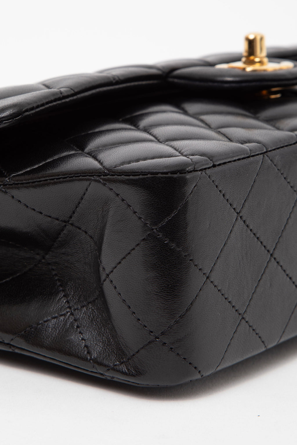 Pre-Owned Chanel 2013–2014 Black Lambskin Medium Classic Double Flap Bag