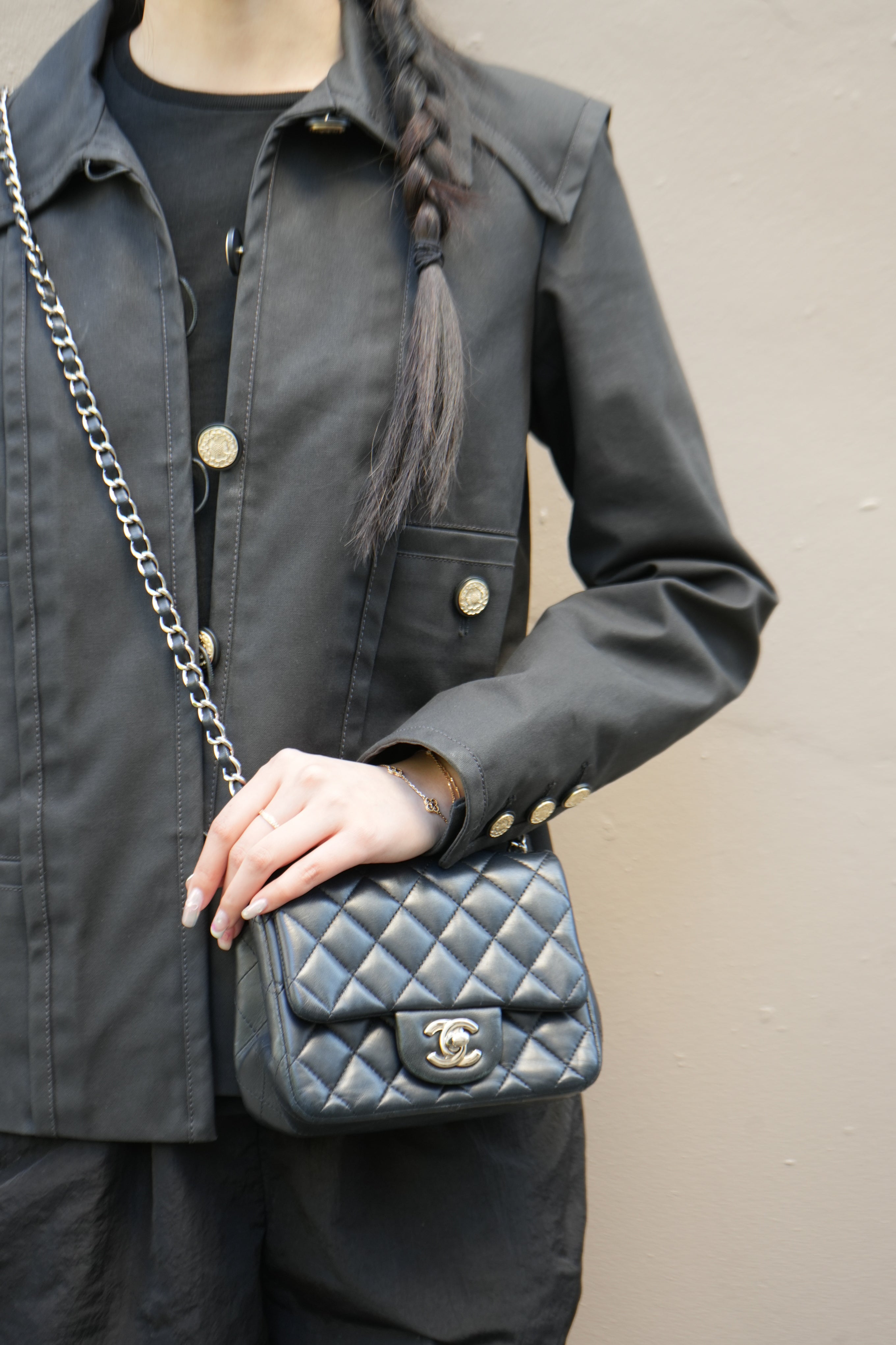 Pre-Owned Chanel 2016 Lambskin Mini Square Flap Bag