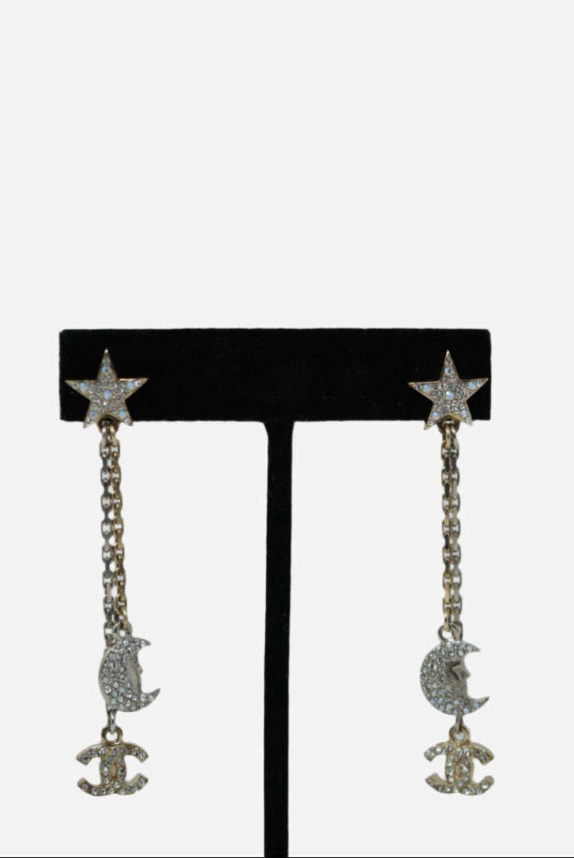 Pre-Owned Chanel 2017 Star CC Drop Earrings