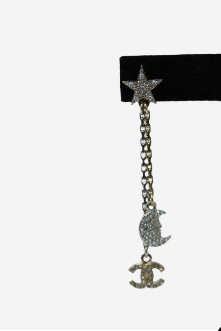 Pre-Owned Chanel 2017 Star CC Drop Earrings