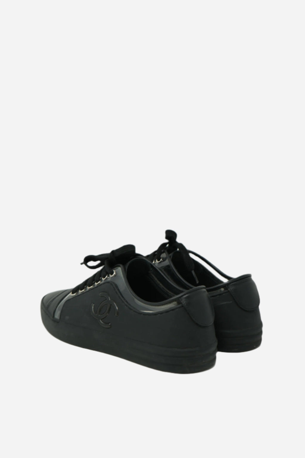 Pre-Owned Chanel Black Leather Sneakers Size 36