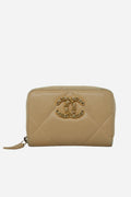 Pre-Owned Chanel Lambskin 19 Card Holder
