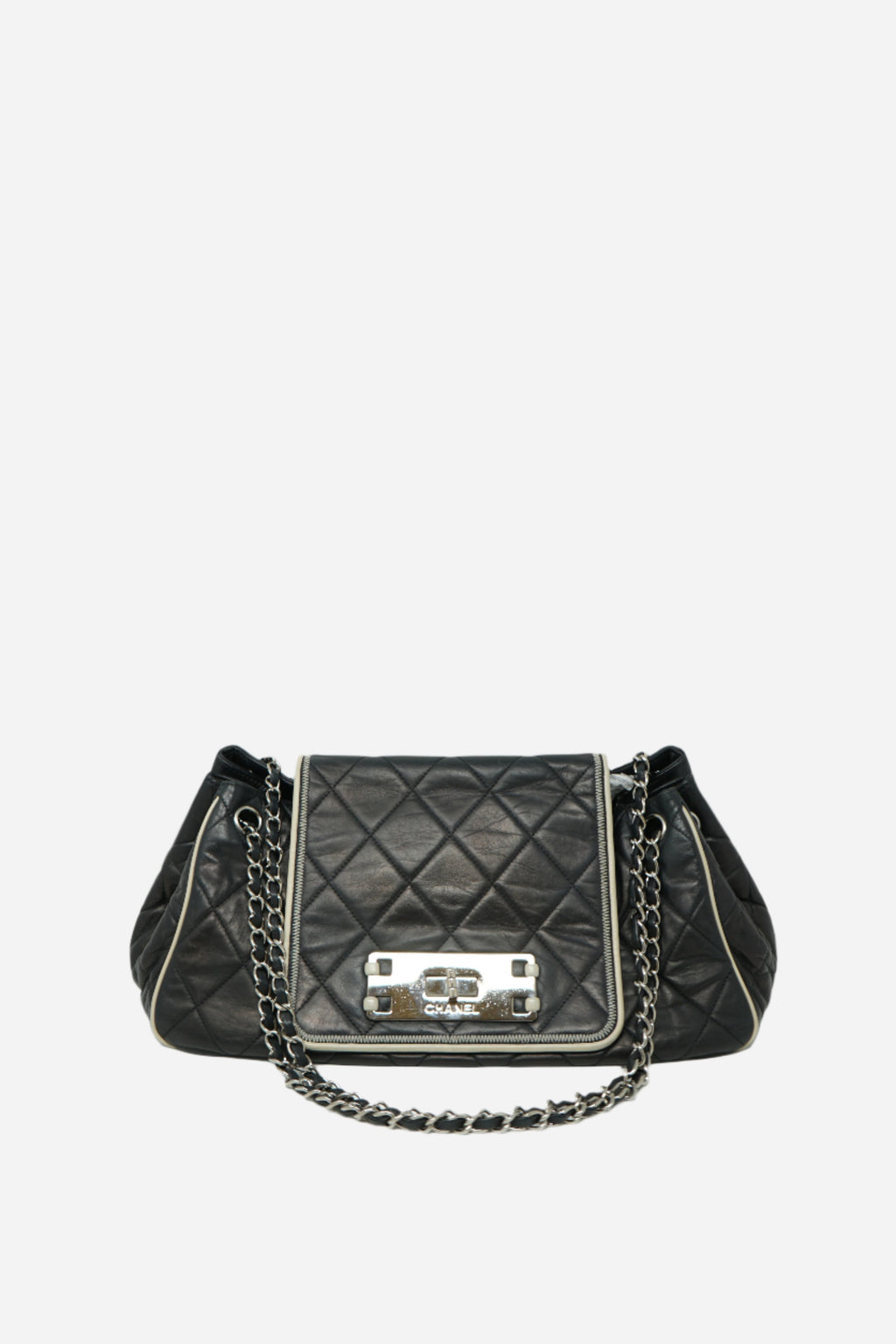 Pre-owned Chanel Black 2.55 Shoulder Bag 2008-2009