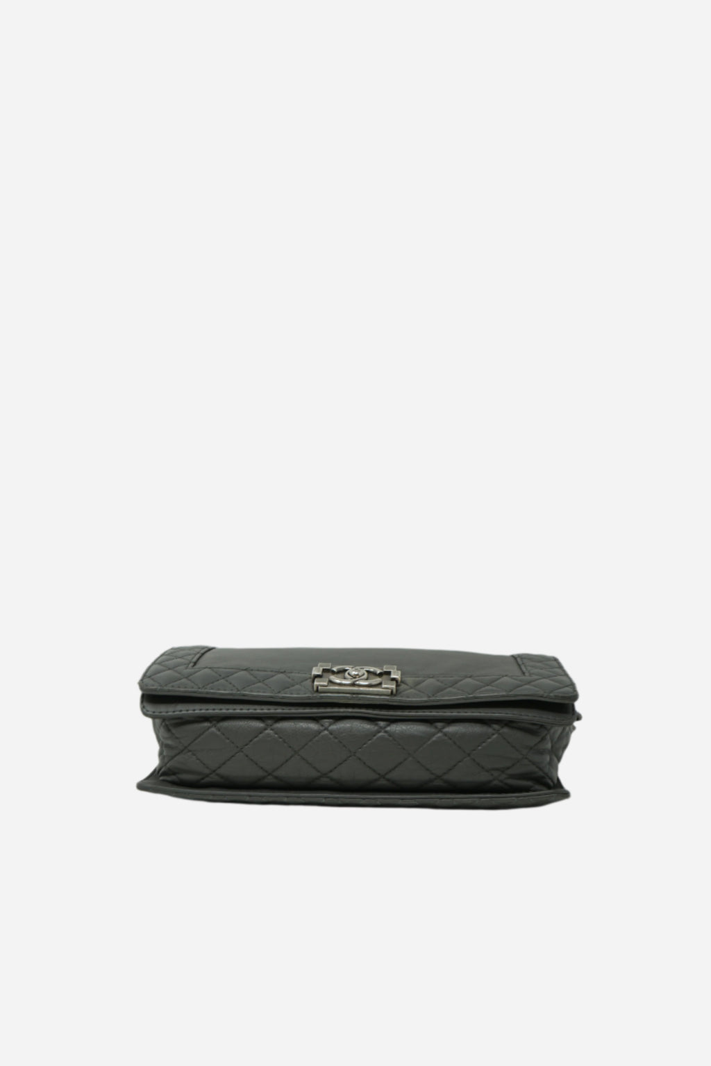 Pre-owned Chanel Medium Reverso Boy Calf