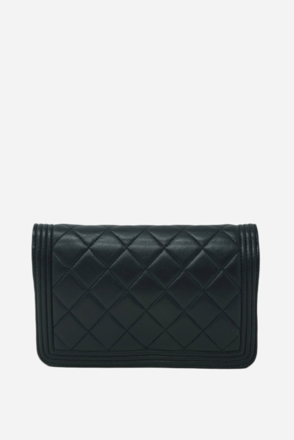 Pre-owned Chanel Navy Lambskin Boy Wallet On Chain - Refurblished