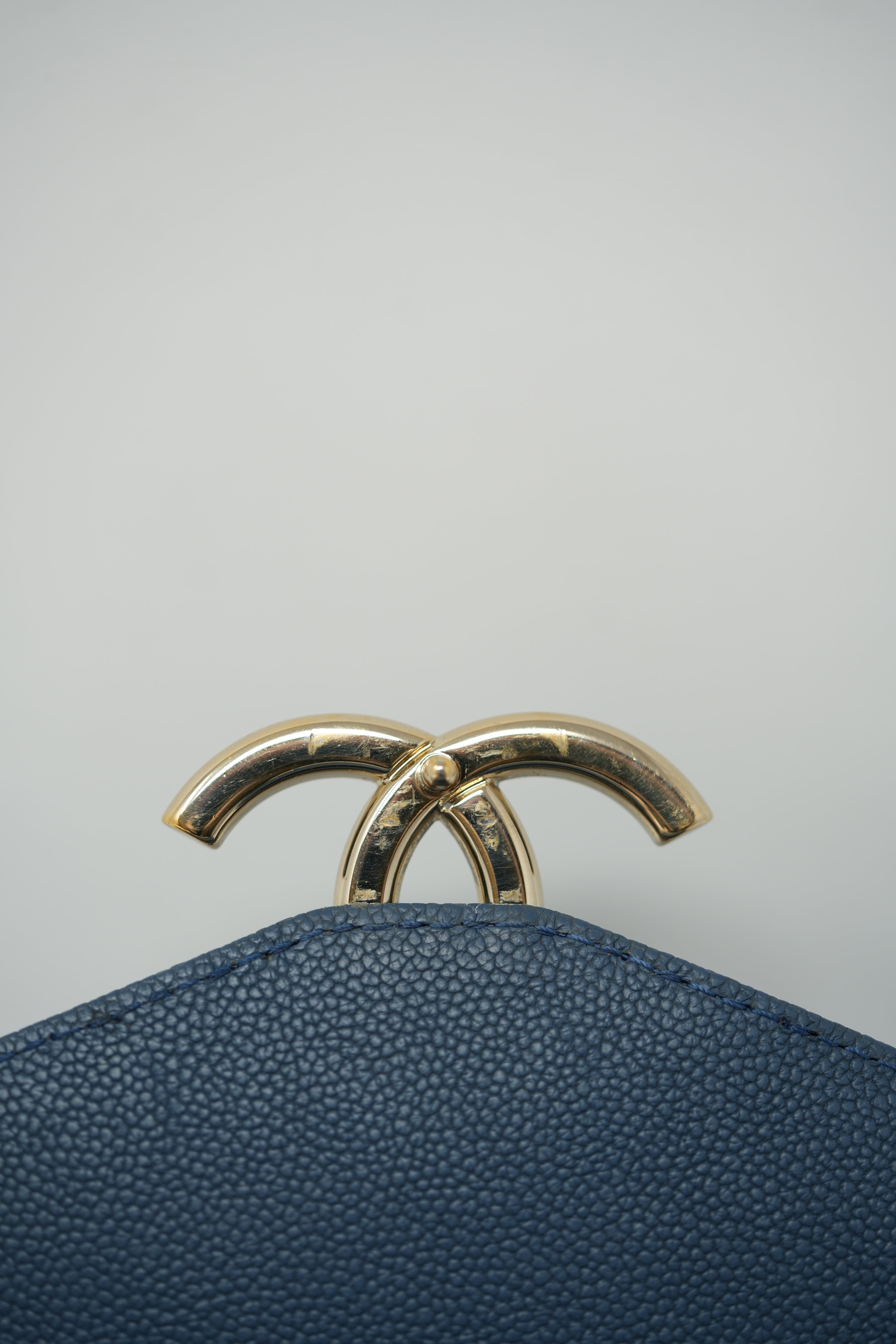 Pre-Owned Chanel 2016 Blue Caviar Cuba Top Handle Flap Bag