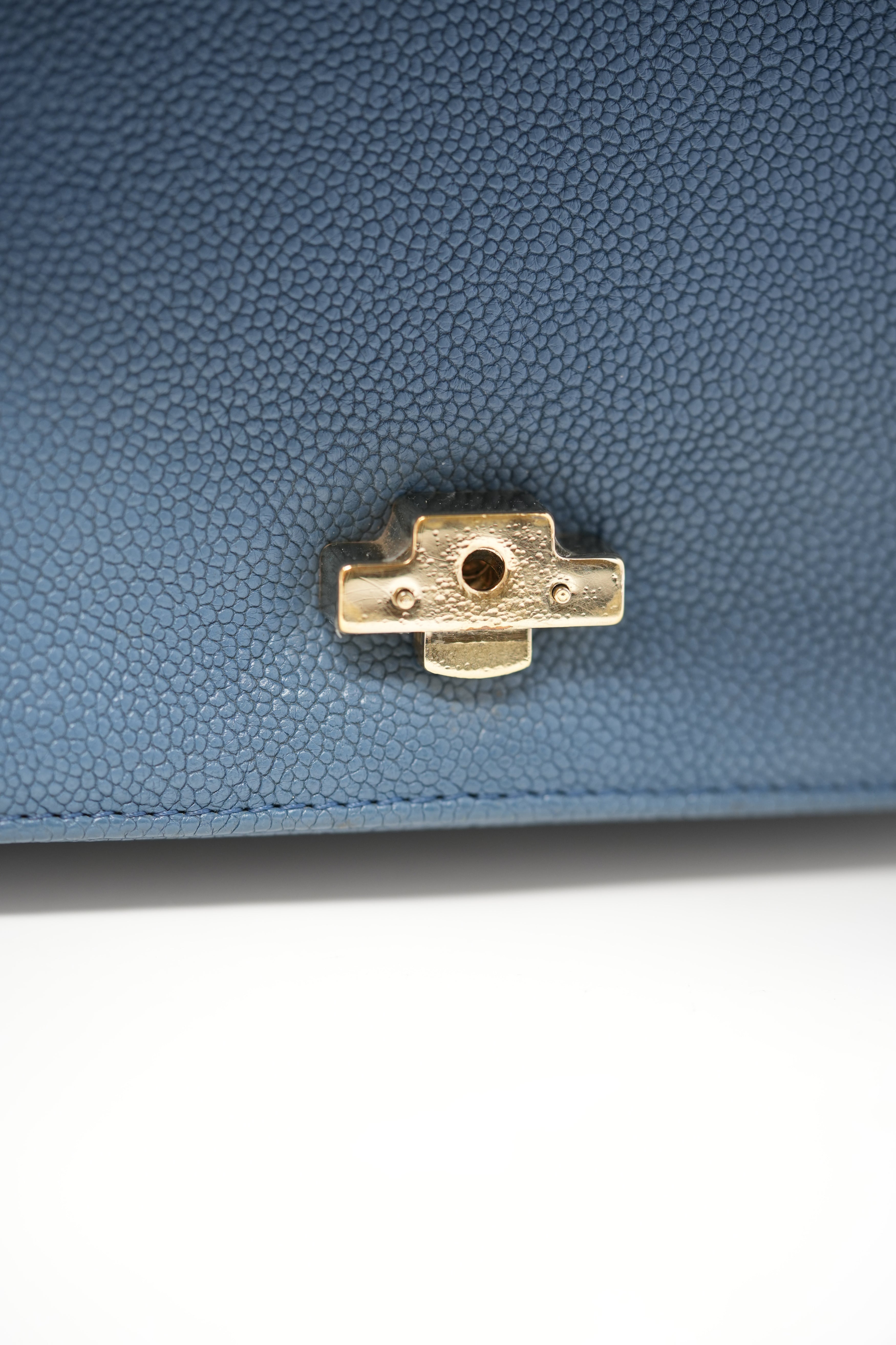 Pre-Owned Chanel 2016 Blue Caviar Cuba Top Handle Flap Bag