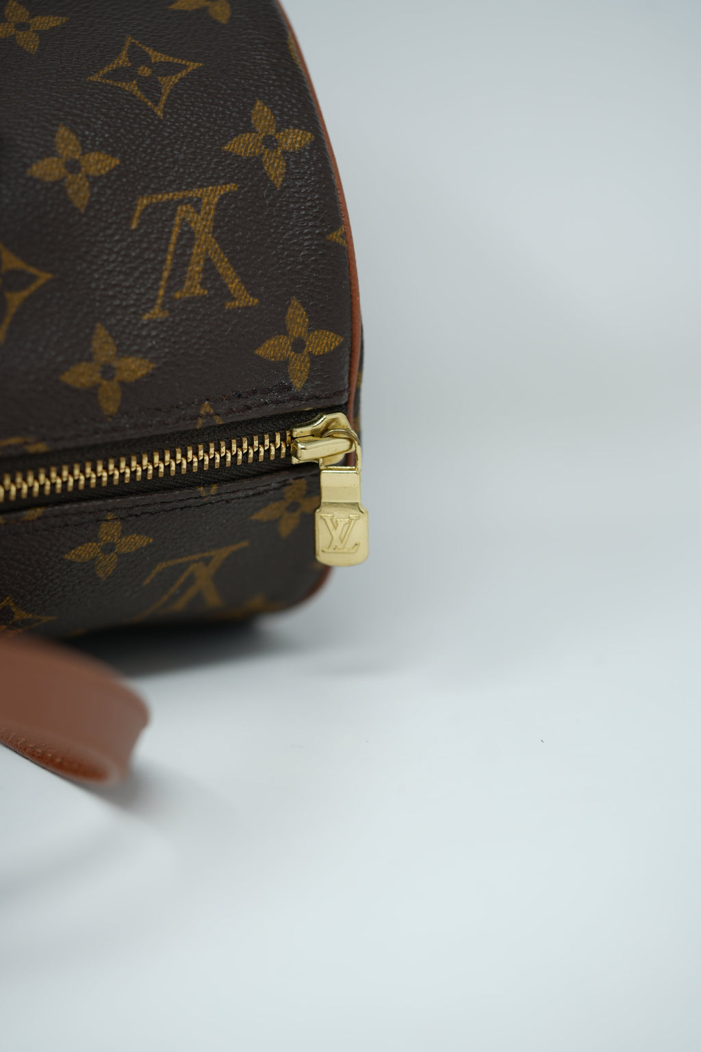 Louis Vuitton 1999 Brown Canvas Papillon 30 Bag