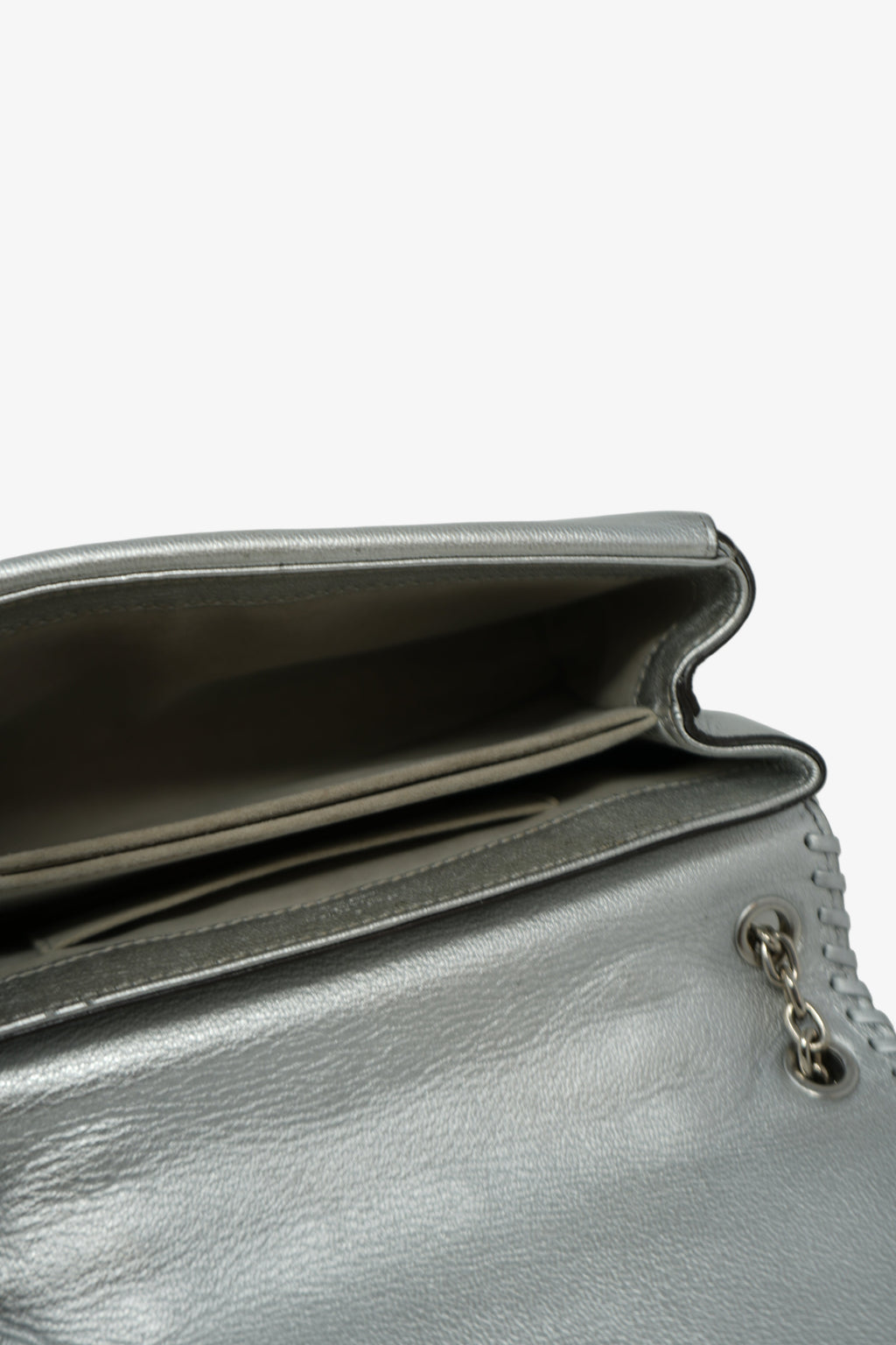 Louis Vuitton 2016 Silver Leather Very Chain Bag