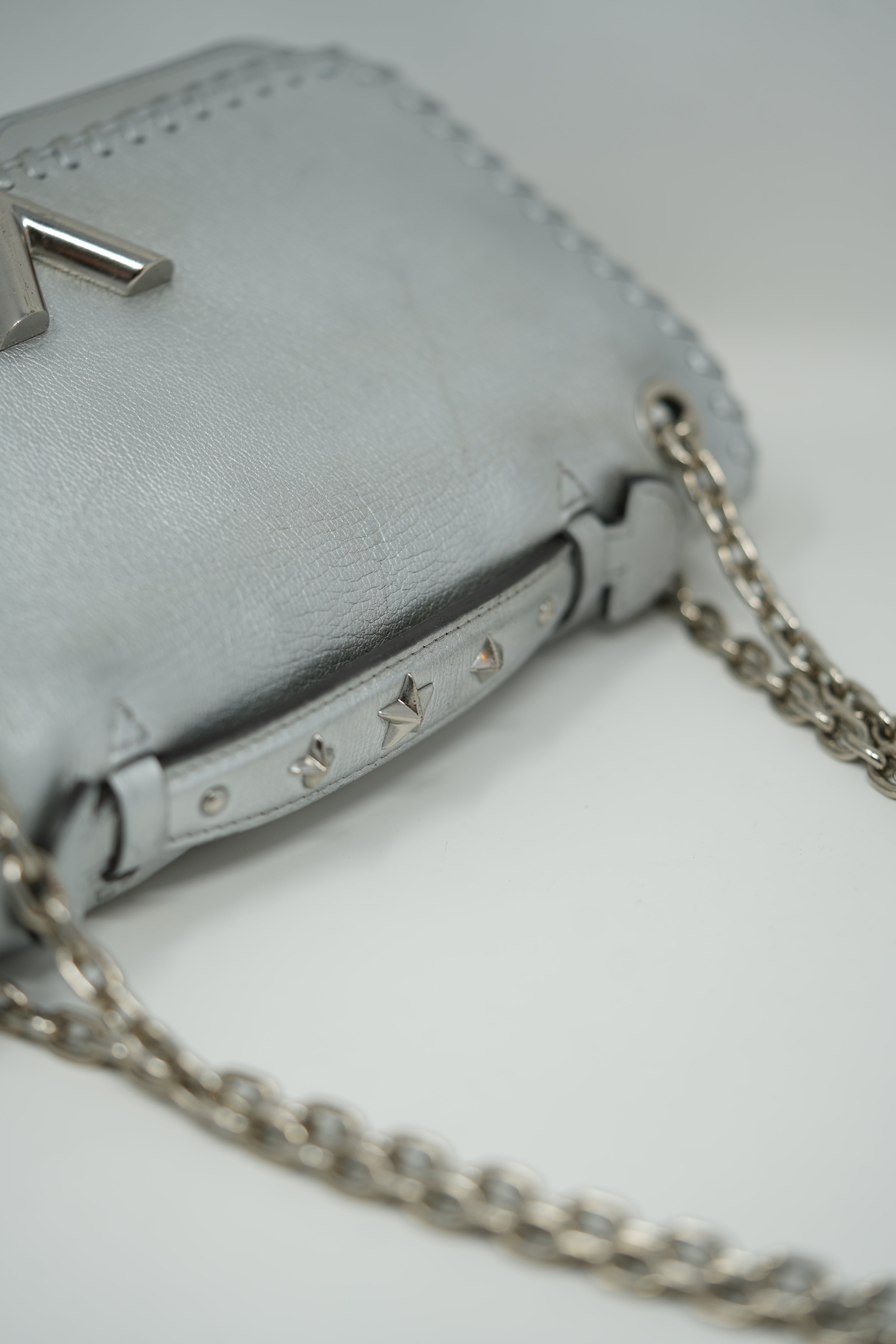 Louis Vuitton 2016 Silver Leather Very Chain Bag