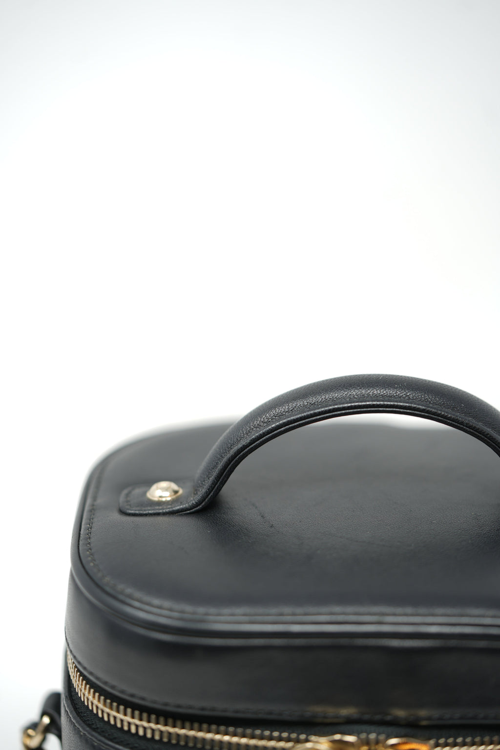 Pre-Owned Chanel 2019–2020 Black Lambskin Timeless Vanity Case
