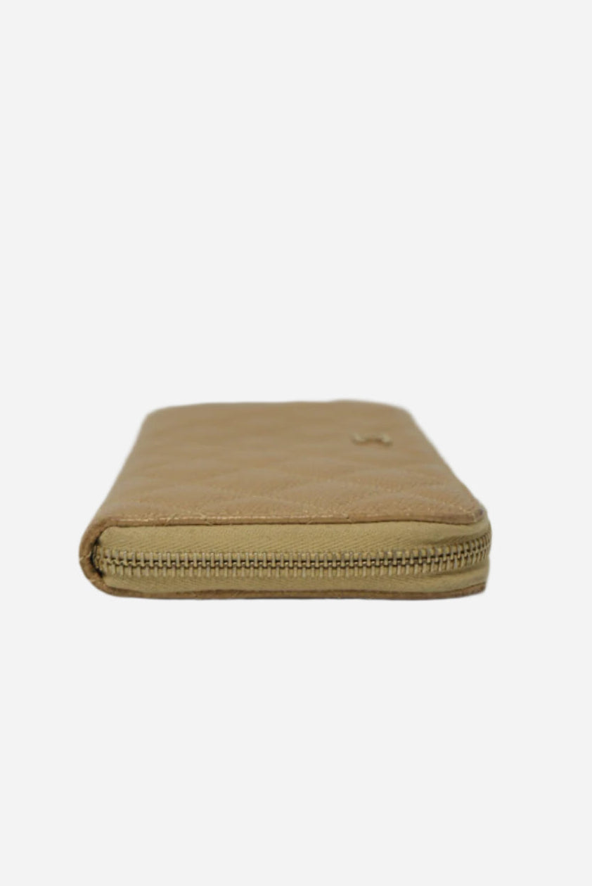 Pre-Owned Chanel 2014-2015 Caviar Long Wallet