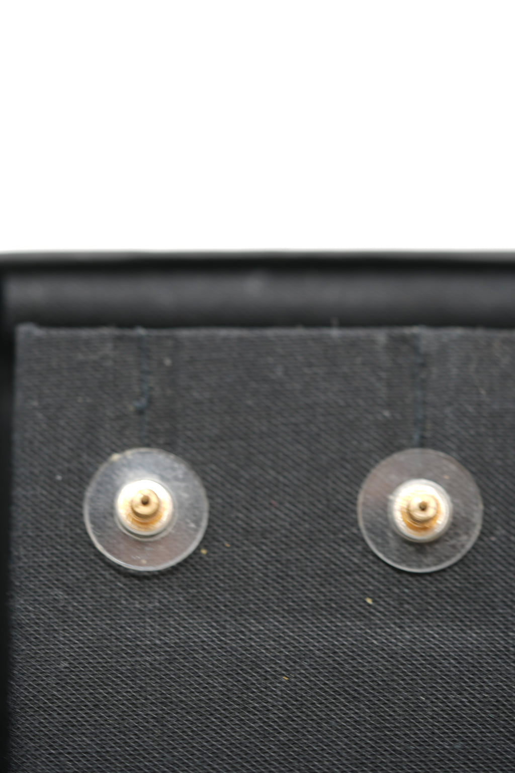 Pre-Owned Chanel 2016 Faux Pearl Earrings