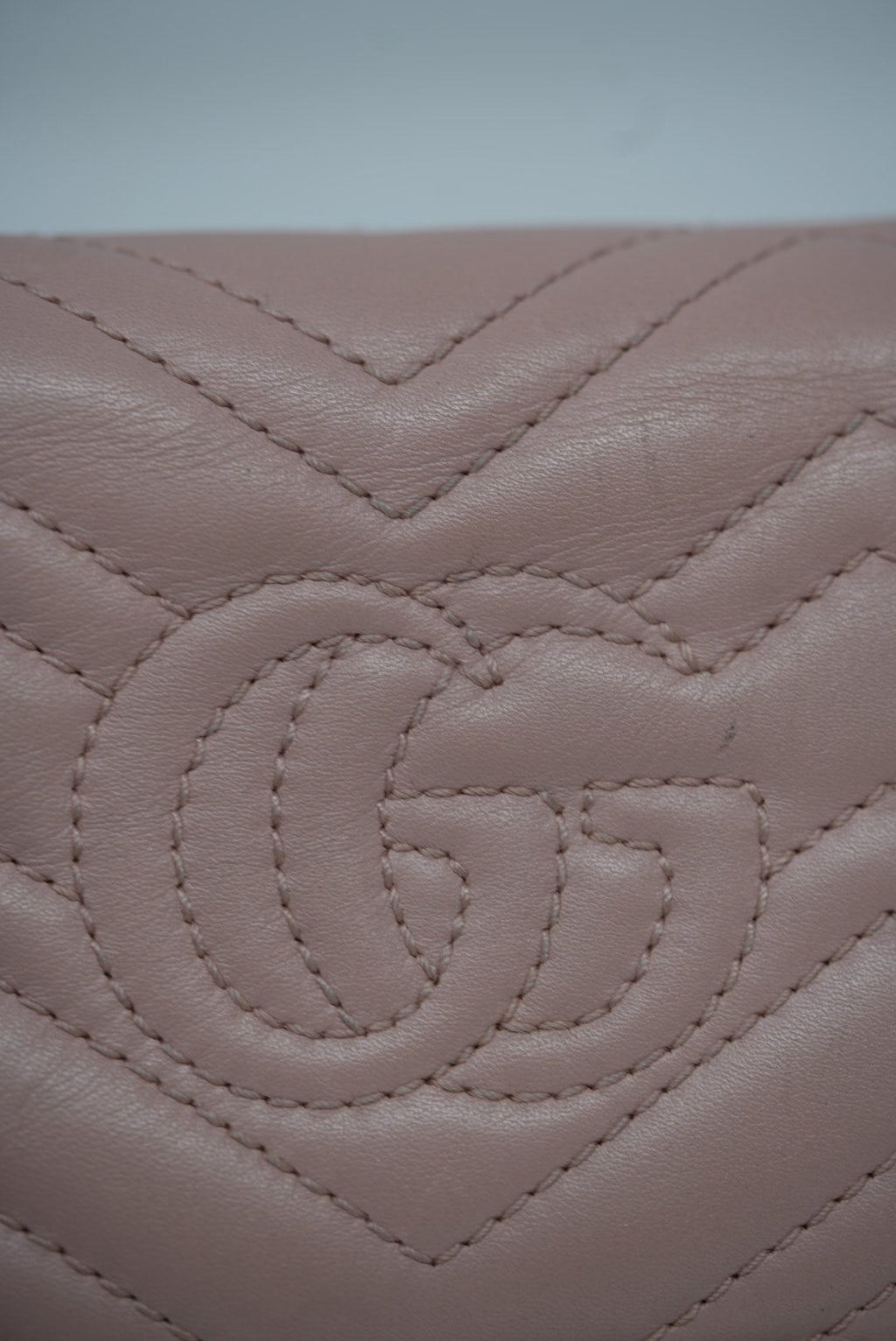 Gucci GG Marmont card case wallet