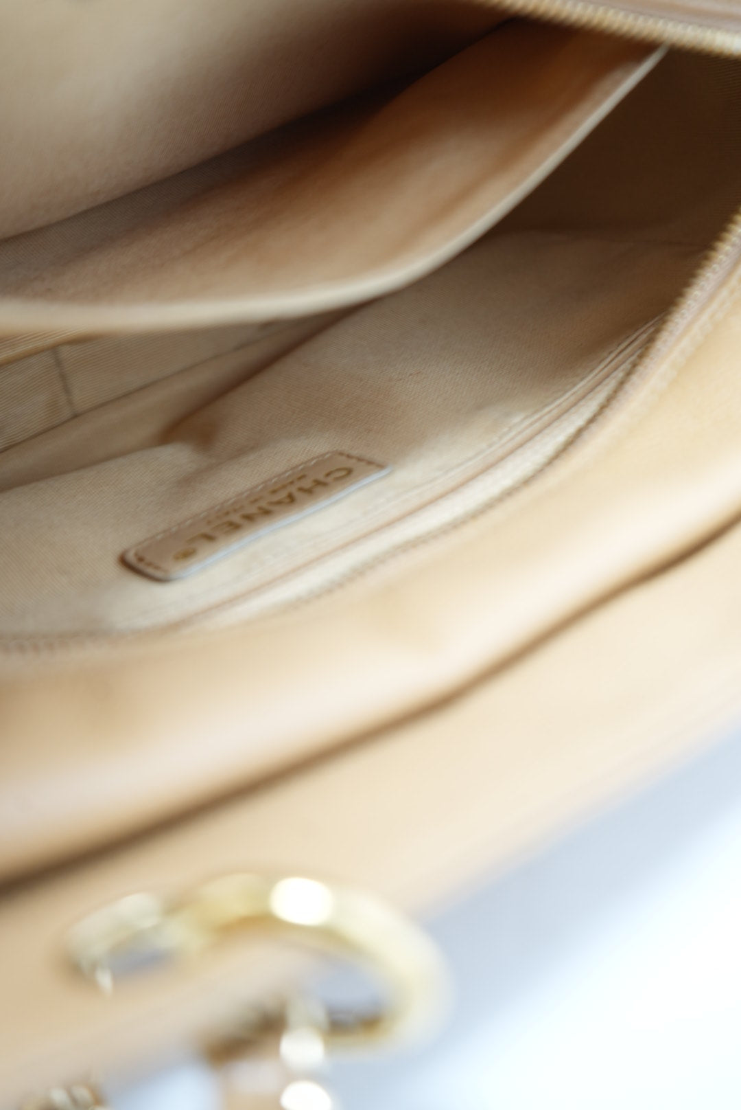 Pre-Owned Chanel Beige Caviar Petit Timeless Tote Bag