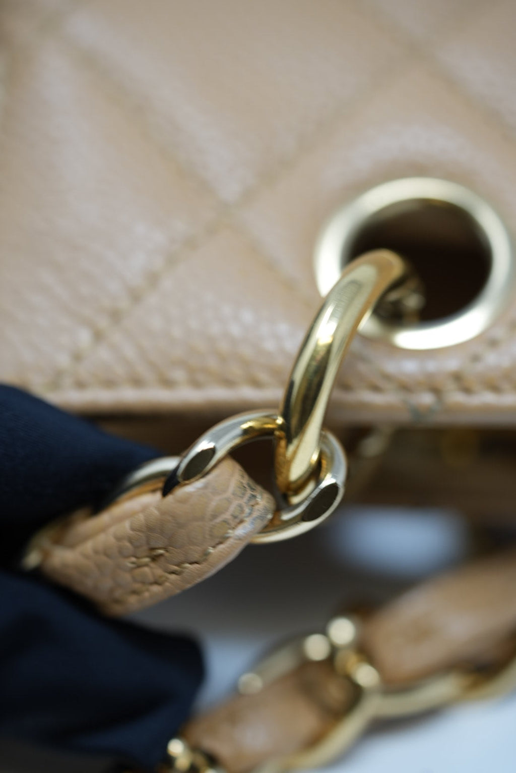 Pre-Owned Chanel Beige Caviar Petit Timeless Tote Bag