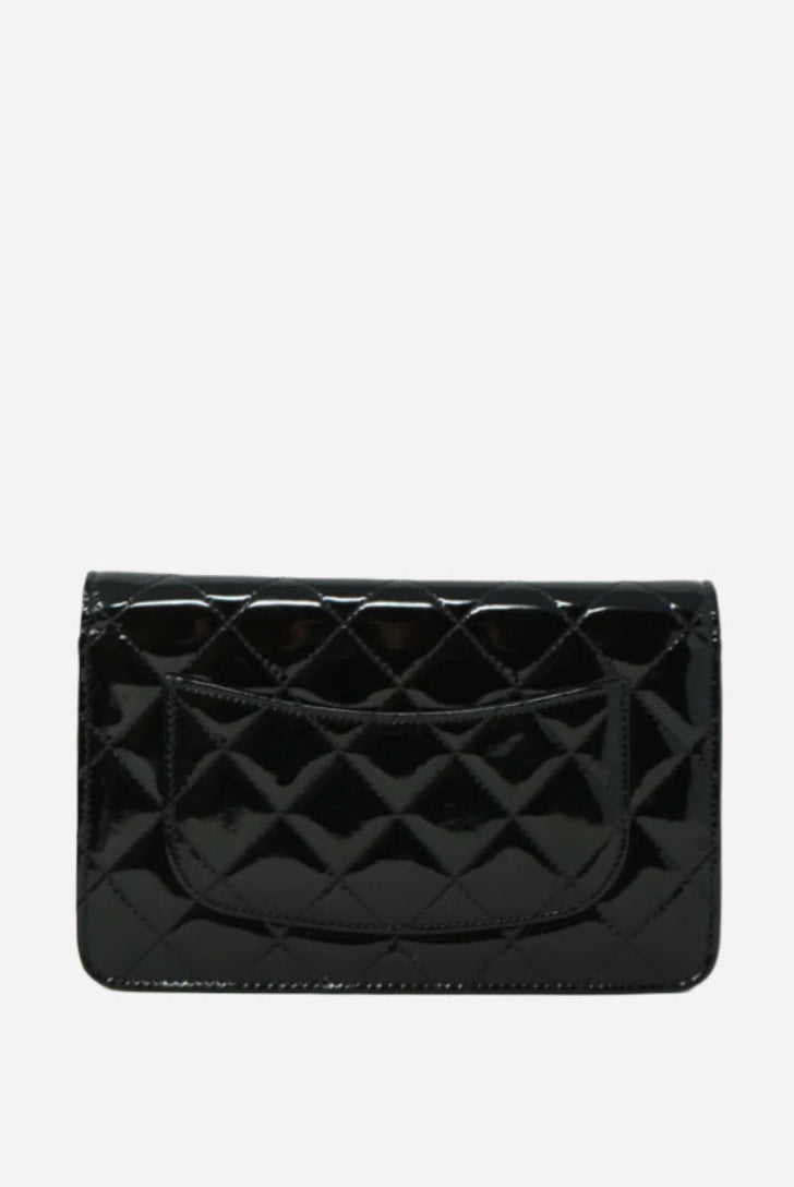 Pre-Owned Chanel 2014 Black Patent Wallet on Chain