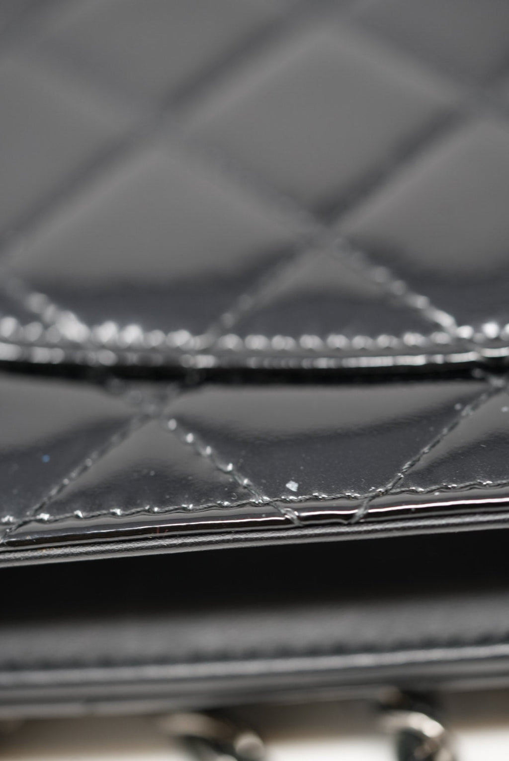 Pre-Owned Chanel 2014 Black Patent Wallet on Chain