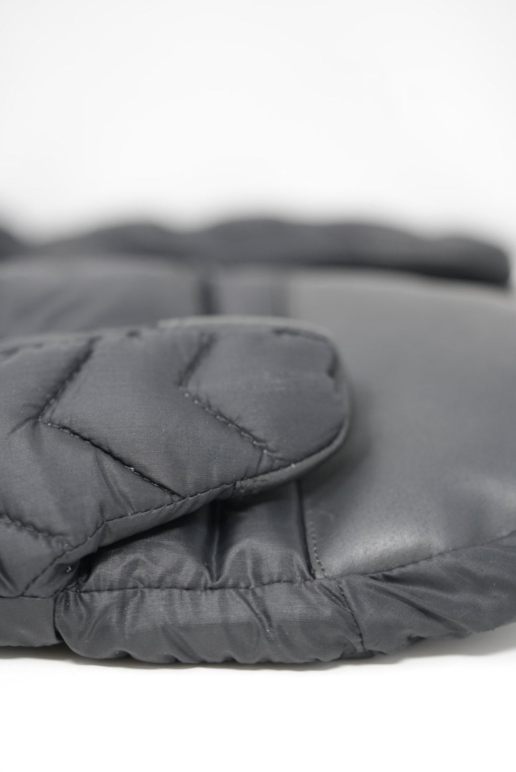 Canada Goose Black Arctic Down Mitts