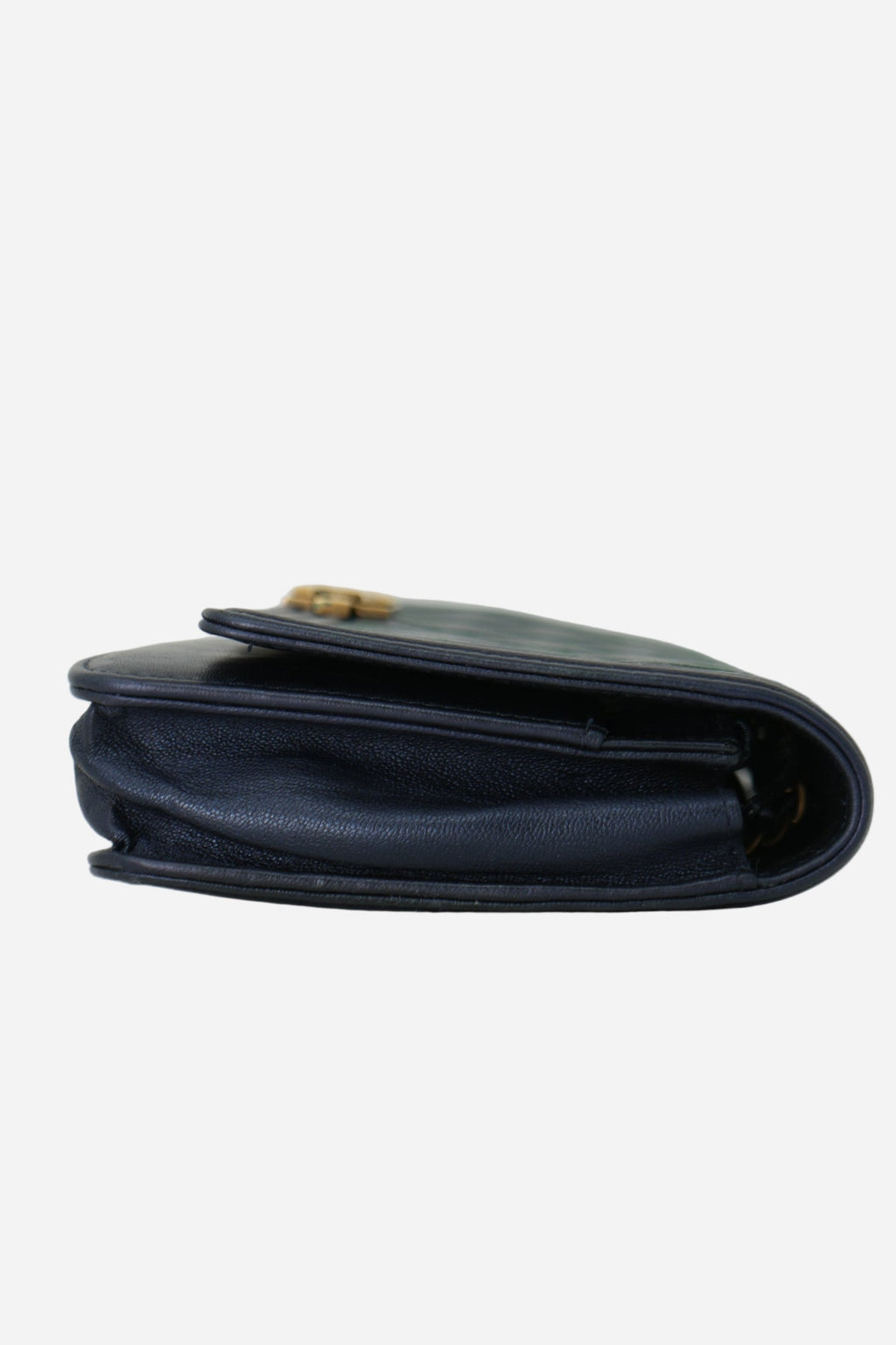 Pre-Owned Chanel 2013-2014 Navy Blue/Green Lambskin Boy Wallet On Chain