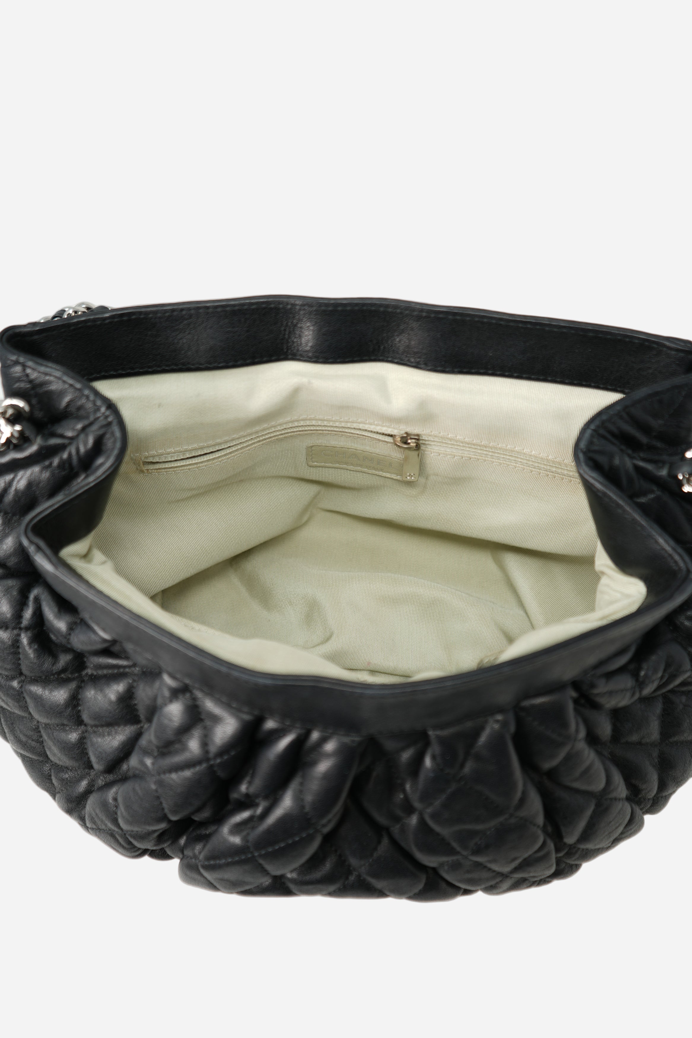 Pre-Owned Chanel 2011-2012 Black Washed Lambskin Quilted Large Chain Around Bag