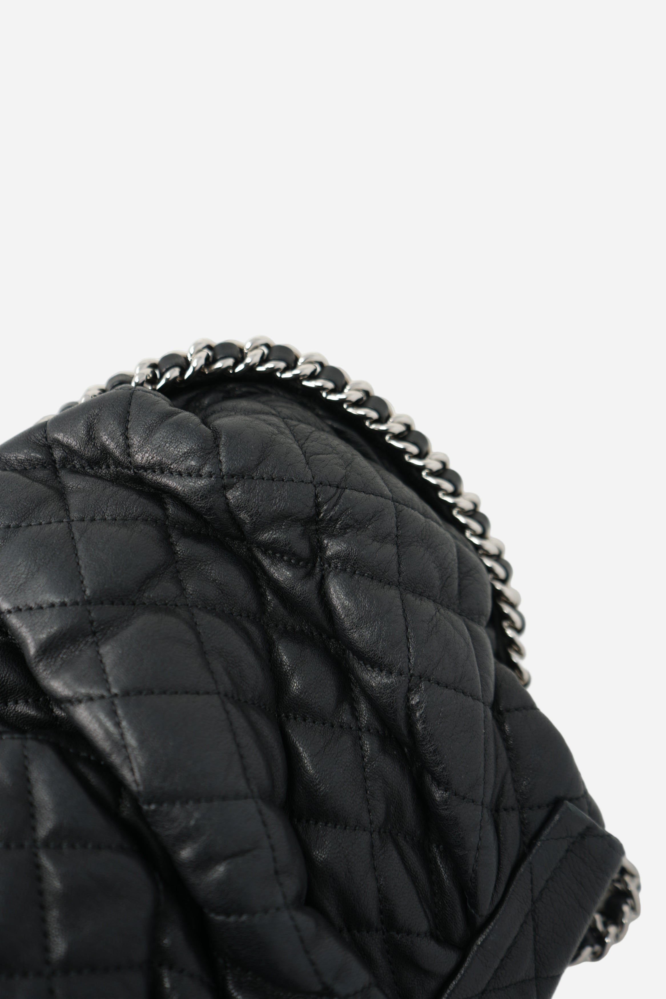 Pre-Owned Chanel 2011-2012 Black Washed Lambskin Quilted Large Chain Around Bag