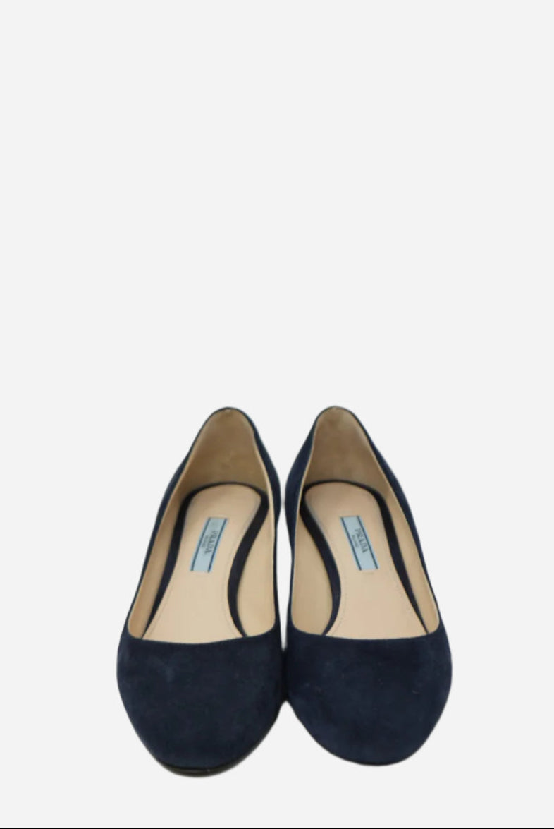 Prada Navy Blue Velvet Heels Size 35.5