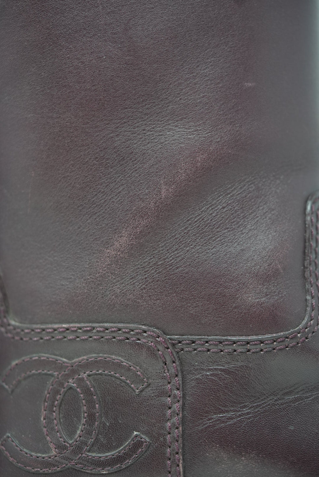 Pre-Owned Chanel Red Leather CC Logo Boots Size 36